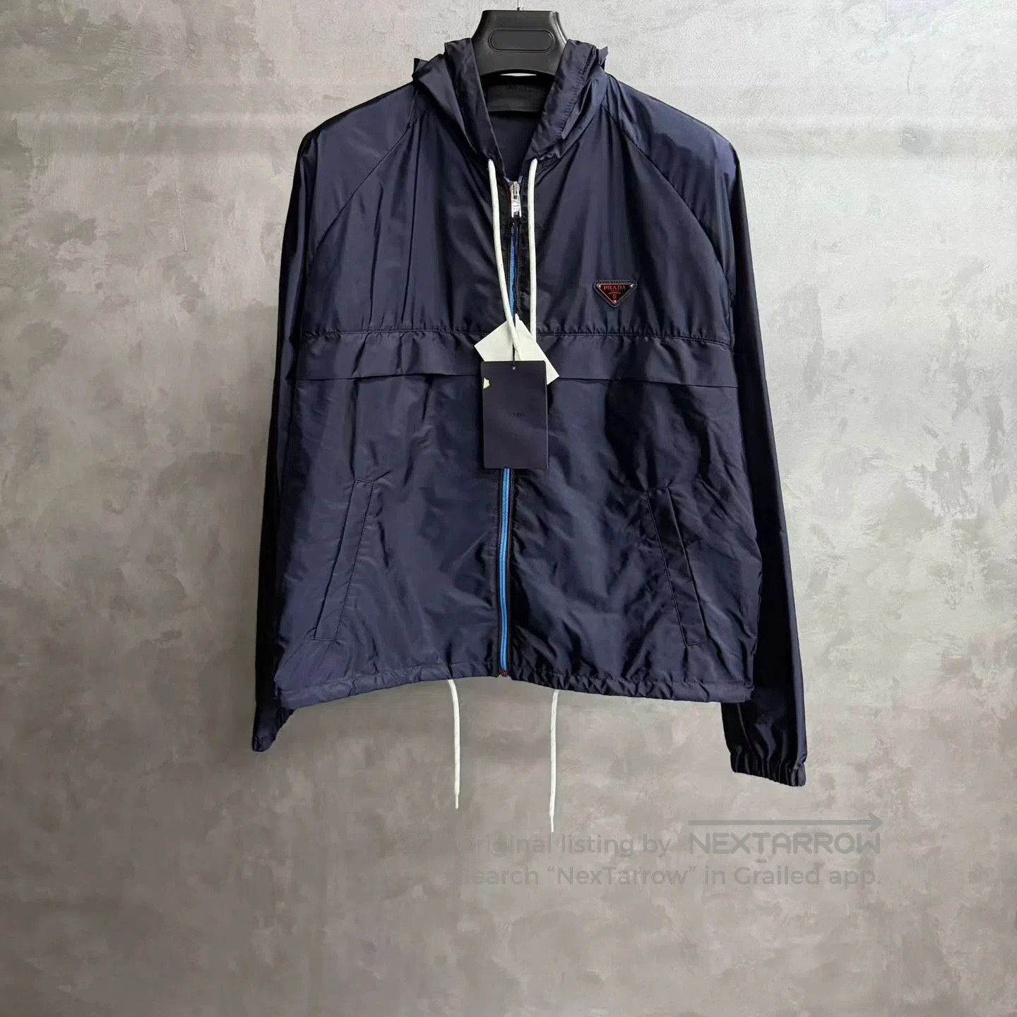 Prada prada blue sport hooded jacket short style. Size US L / EU 52-54 / 3 - 1 Thumbnail