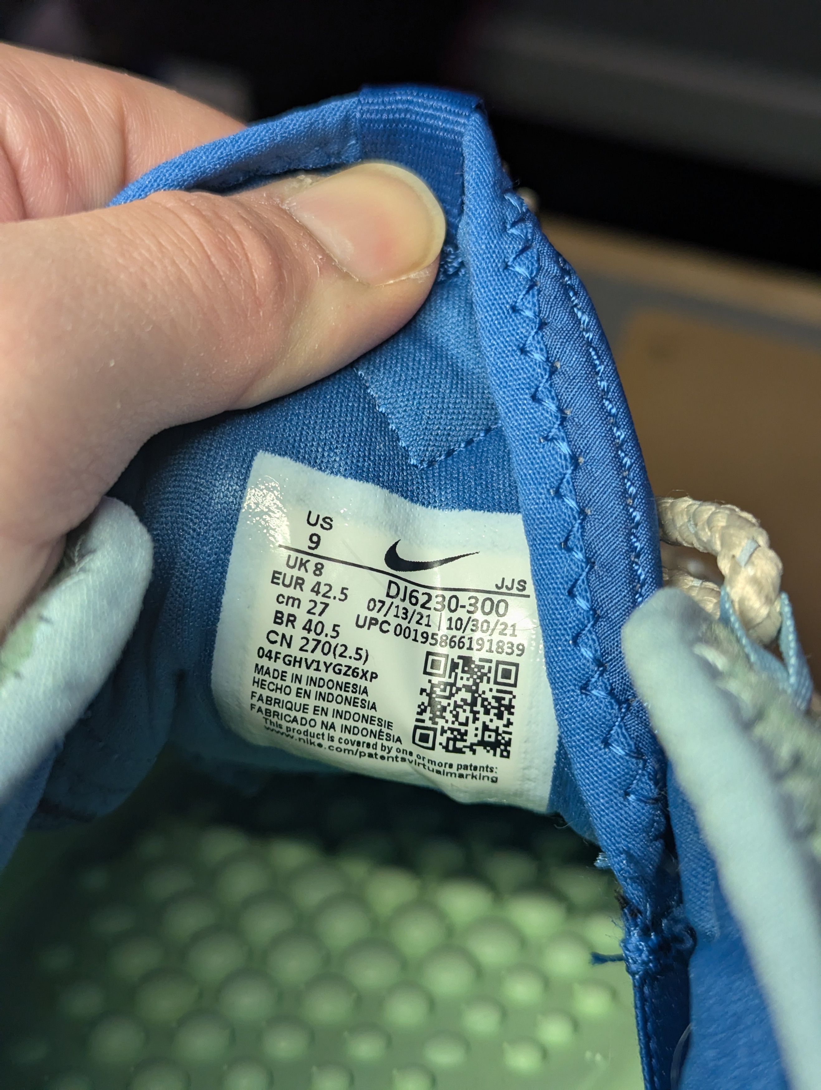 Nike Brand New Size 9M - Nike Offline Pack Ocean Cube Sanddrift Size US 9 / EU 42 - 9 Thumbnail