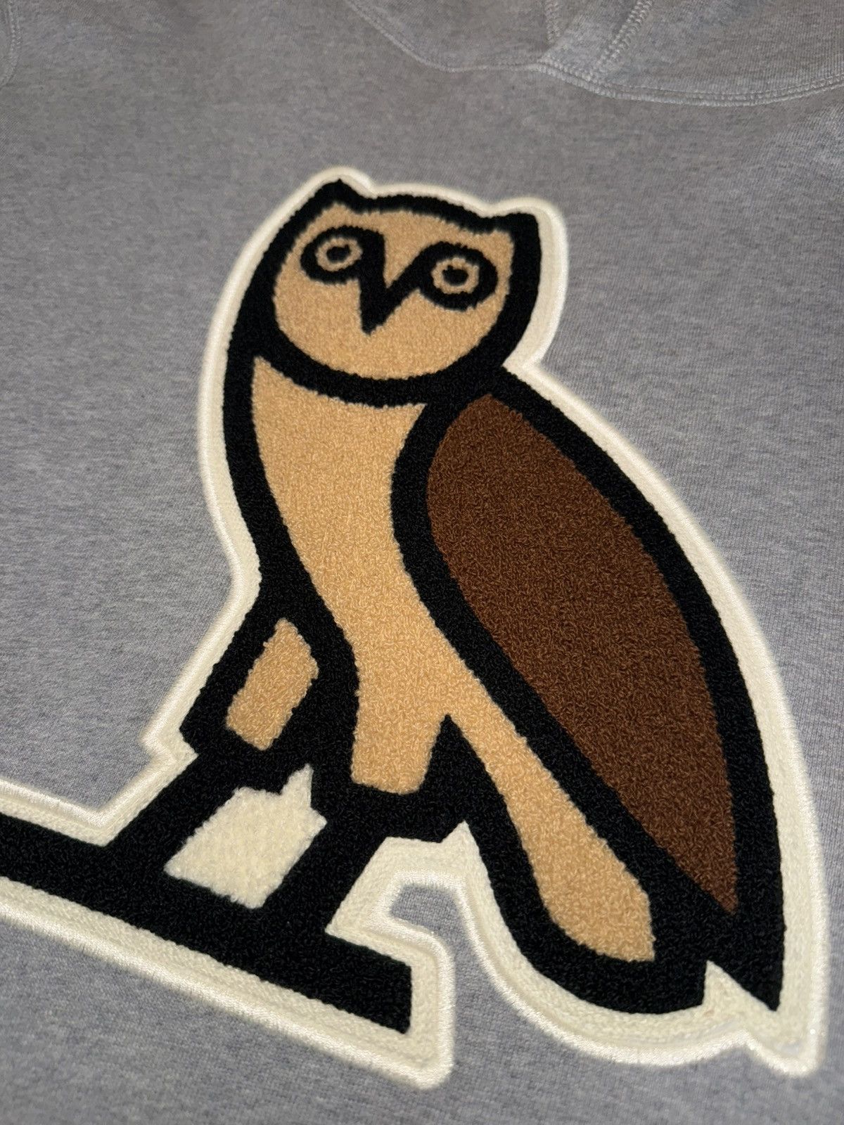 October's Very Own OVO Chenille Bubble Owl Hoodie Size Large Used Size US L / EU 52-54 / 3 - 2 Thumbnail