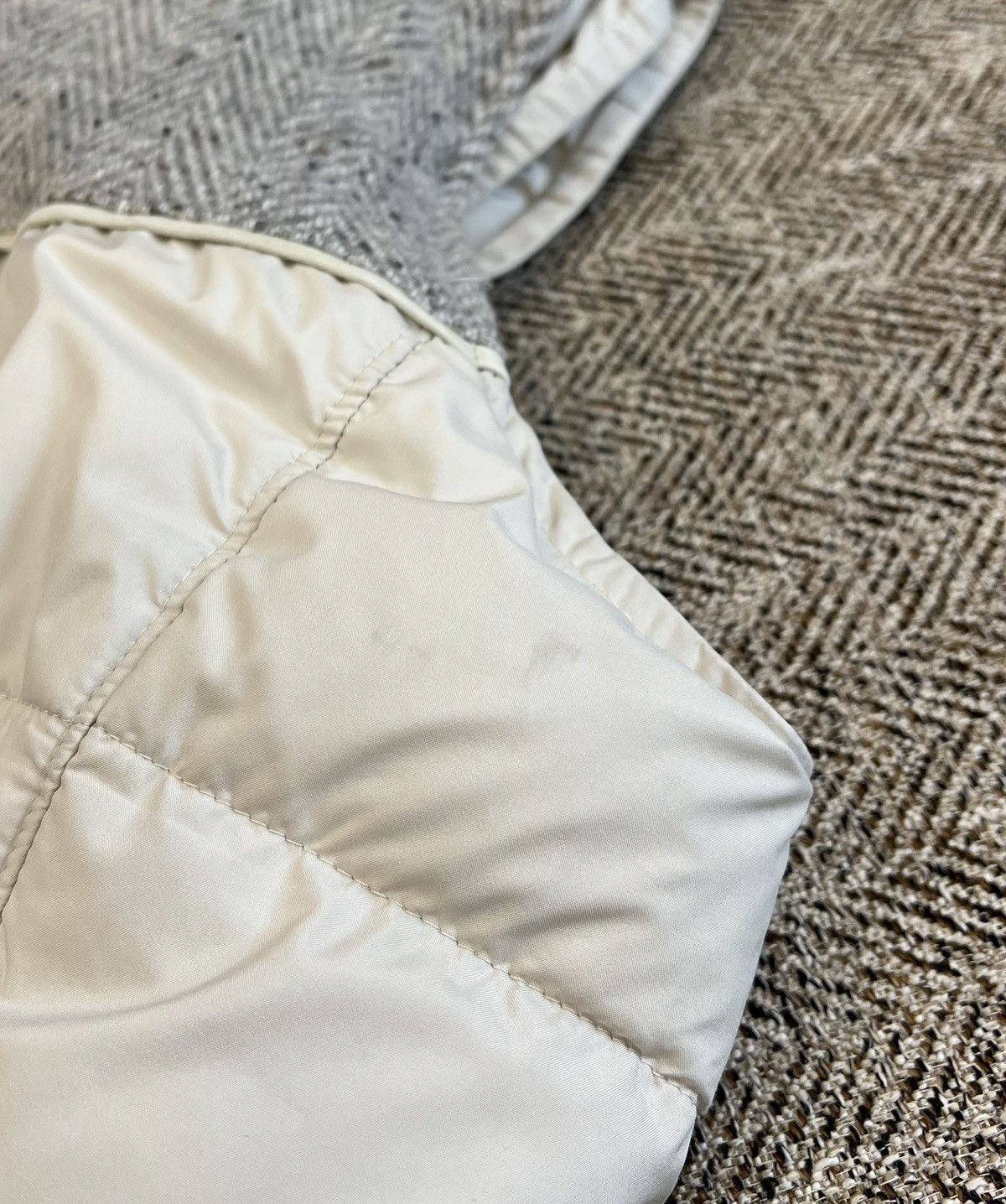 Loro Piana Loro Piana Cashmere Goose Down Padding Beige Vest Size US XL / EU 56 / 4 - 15 Thumbnail