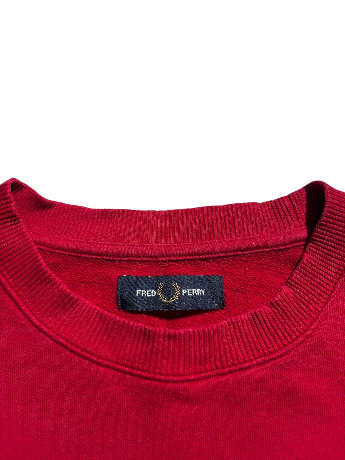 Fred Perry Vintage Fred Perry Sweatshirt Embroidered Logo Crewneck / M Size US M / EU 48-50 / 2 - 4 Thumbnail