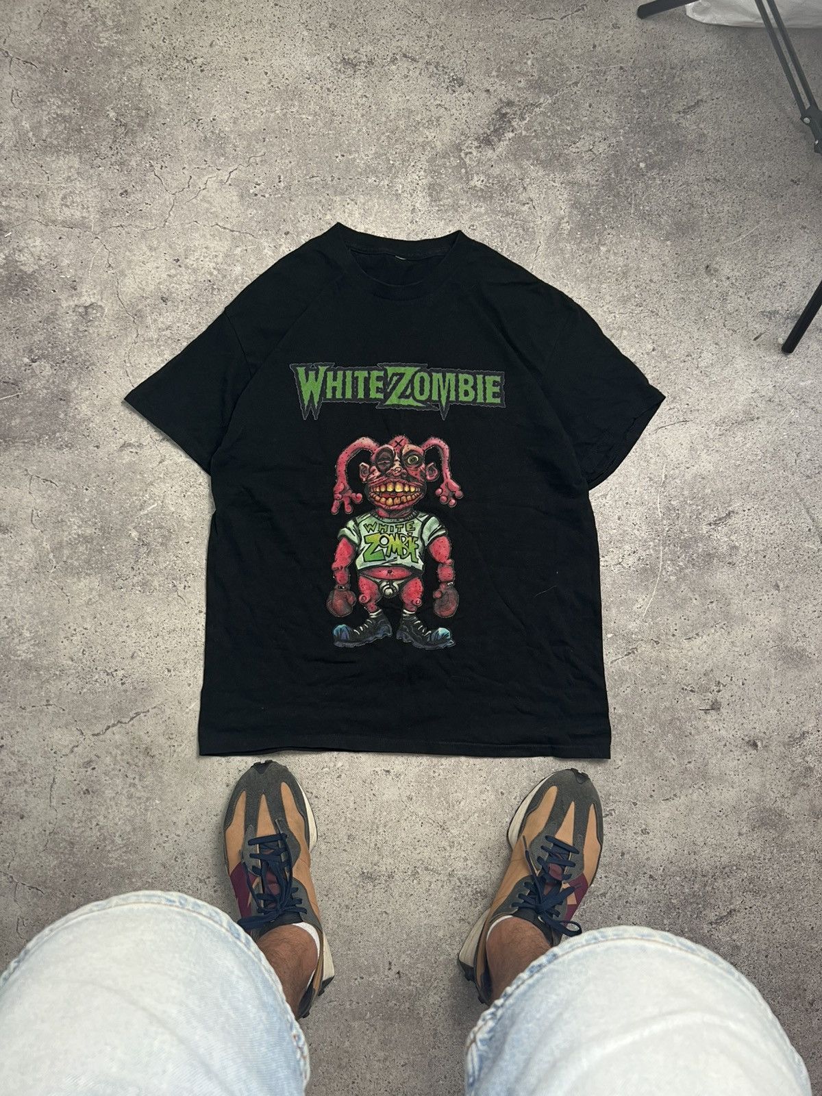 Vintage Vintage 1995 White Zombie Astro Creep 2000 Shirt Size US L / EU 52-54 / 3 - 1 Thumbnail
