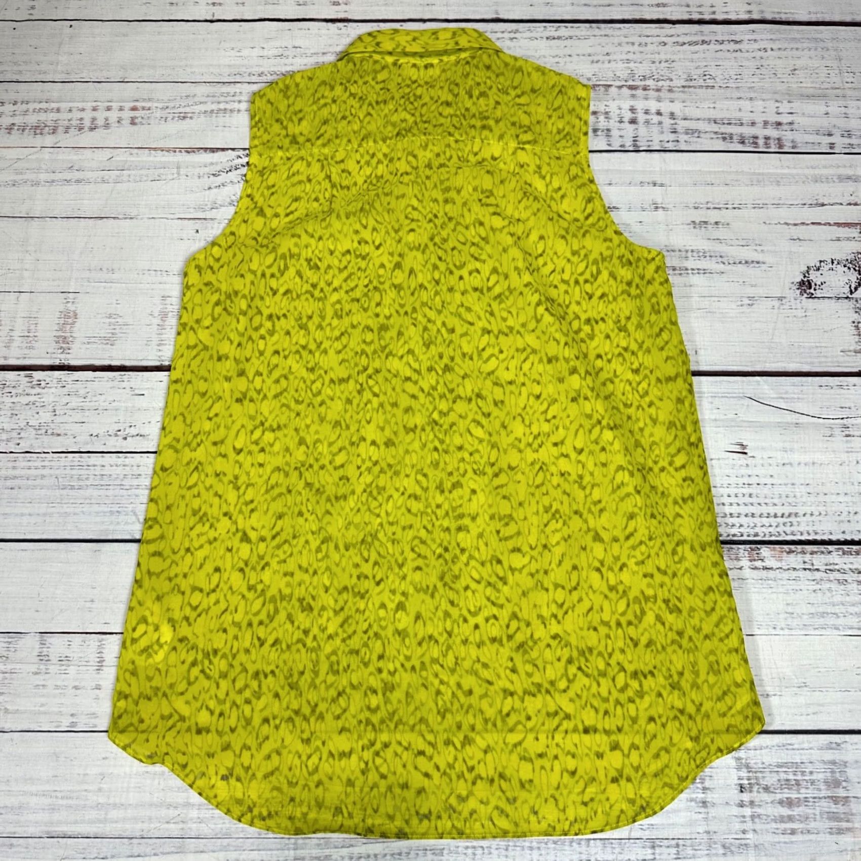 Vintage Cabi Womens Tank XS Green Yellow Print Reign Ruffled Sleeveless Blouse Lined Size XS / US 0-2 / IT 36-38 - 3 Thumbnail
