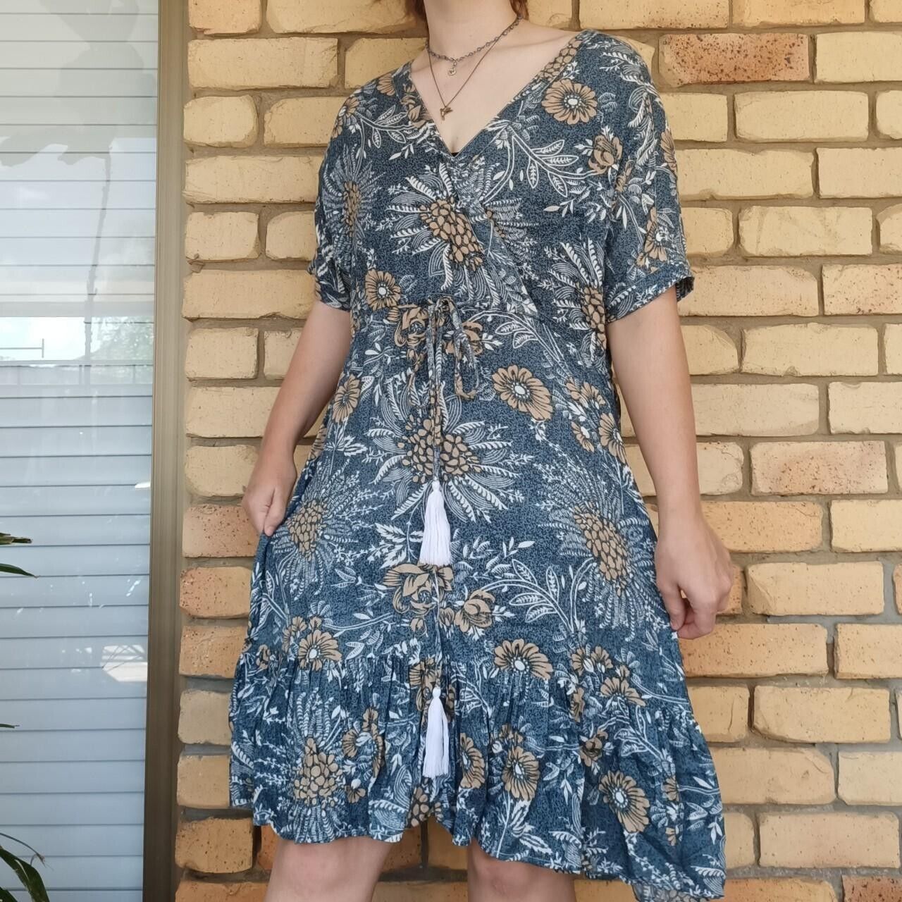 Other Holiday Trading Dress Blue White Floral Size S/M Size ONE SIZE - 2 Thumbnail