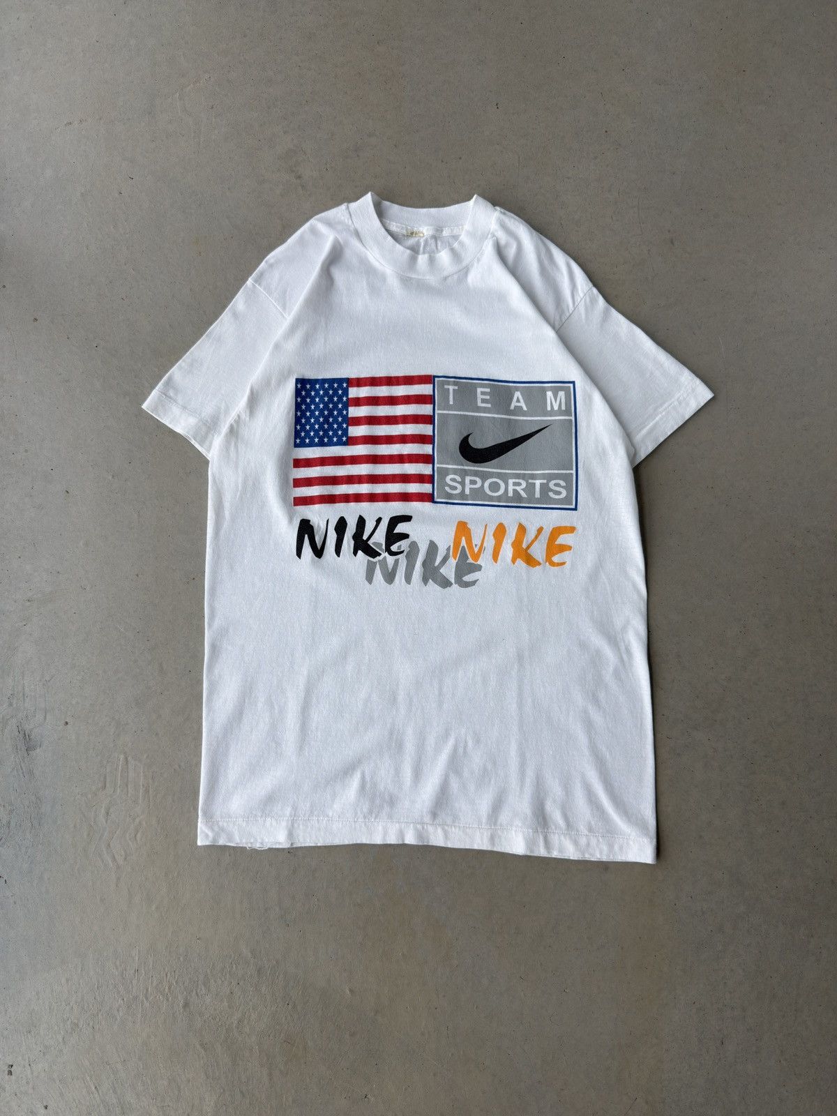 Nike × Vintage Vintage 90s Nike Team Sports T-Shirt Size US L / EU 52-54 / 3 - 1 Thumbnail