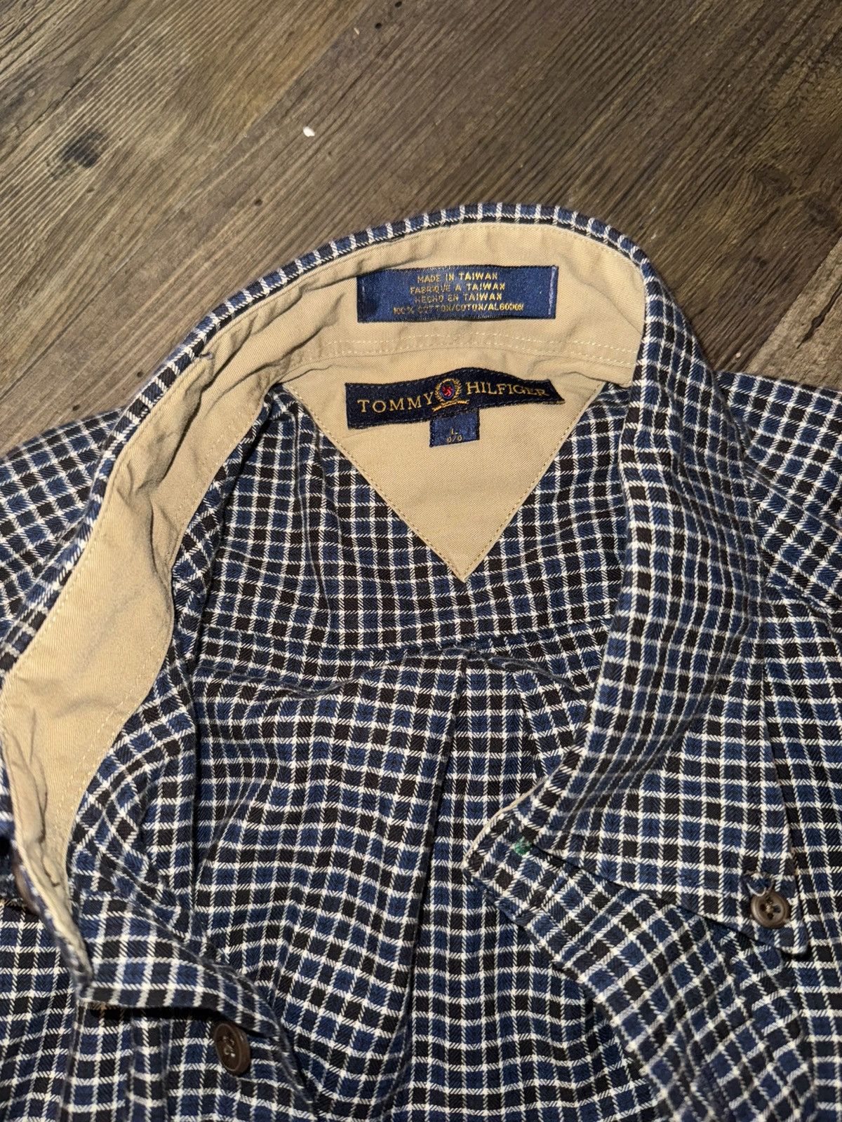 Tommy Hilfiger × Vintage Vintage Tommy Hilfiger Button Up Size US L / EU 52-54 / 3 - 3 Thumbnail