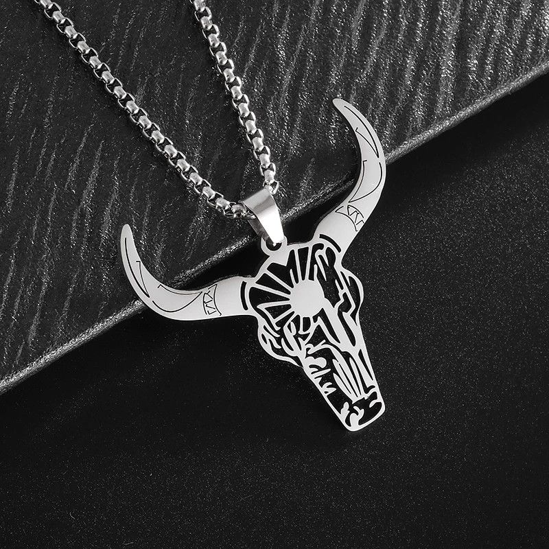 Jewelry × Vintage Bull Head Taurus Necklace Size ONE SIZE - 1 Thumbnail