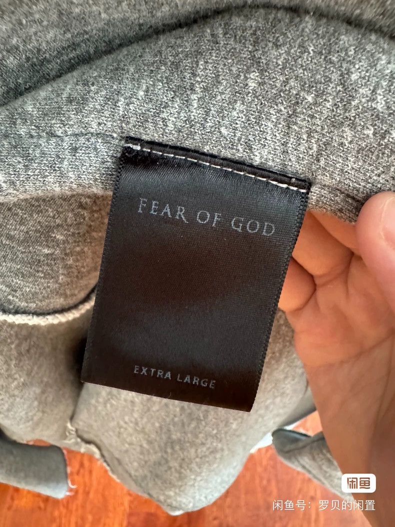 Fear of God Fear of God In the fourth season, snowflake gray wears thr Size US XL / EU 56 / 4 - 3 Thumbnail
