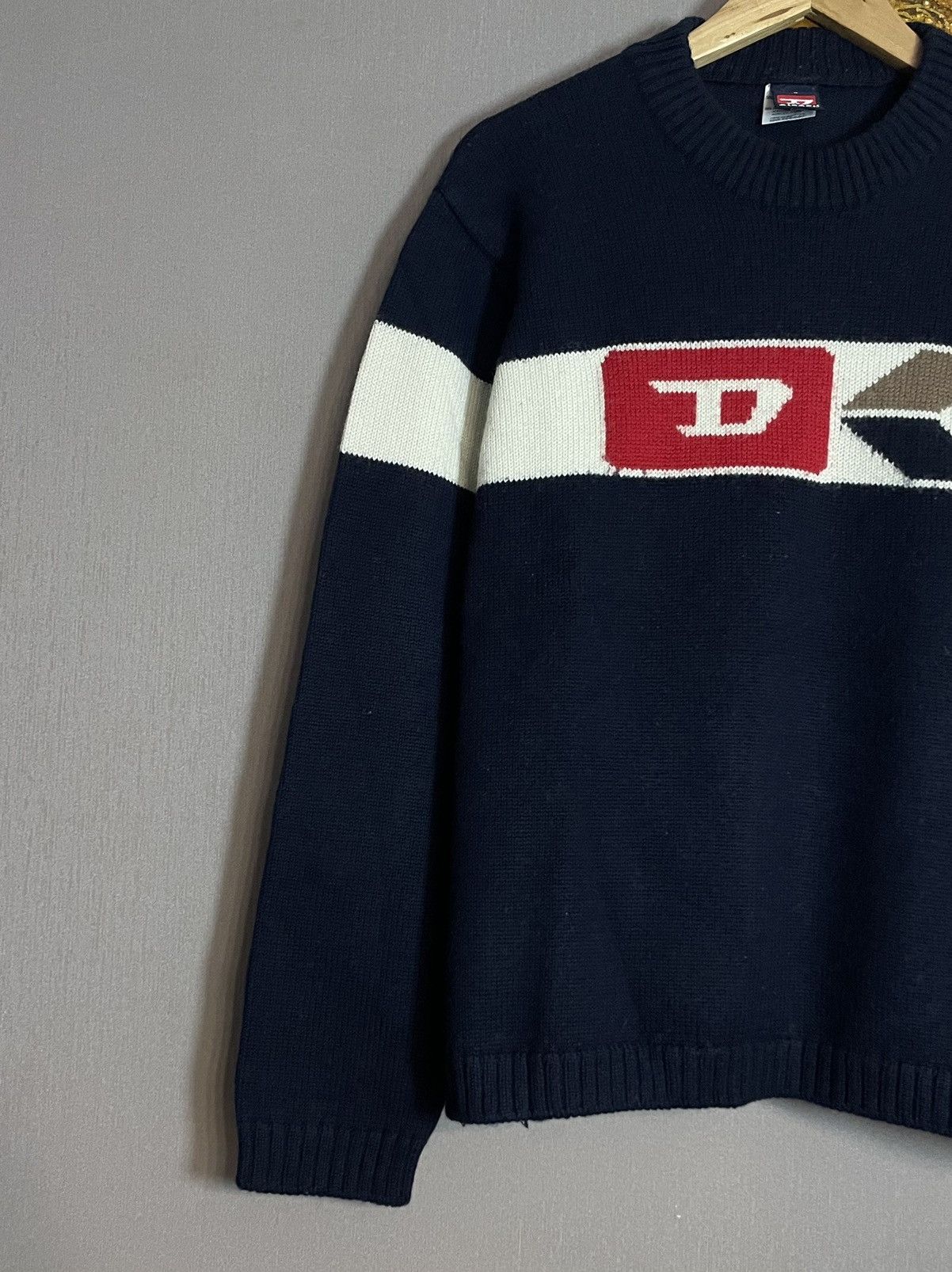 Diesel Rare 🔥 Vintage Diesel D Logo Knit Sweater Jumper Crewneck Size US L / EU 52-54 / 3 - 5 Thumbnail