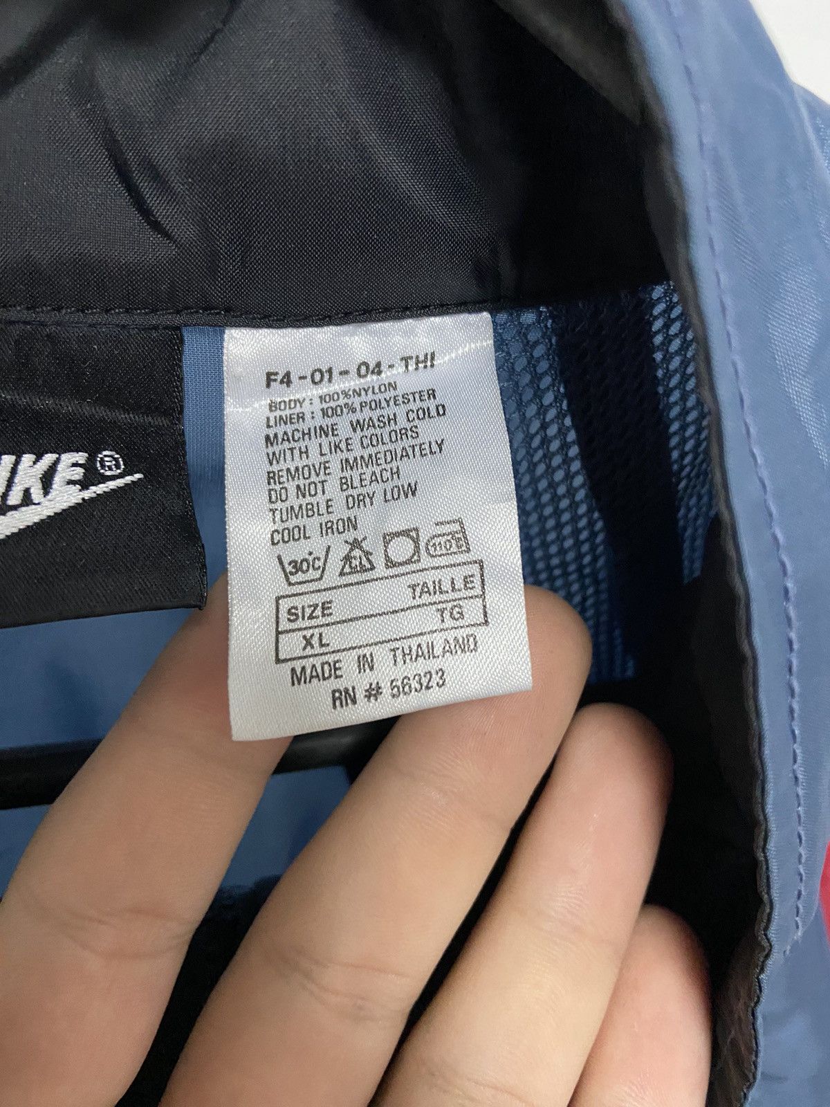 Nike × Vintage Nike Vintage Jacket Windbreaker Small Logo 90s Y2K Nylon Size US XL / EU 56 / 4 - 7 Thumbnail