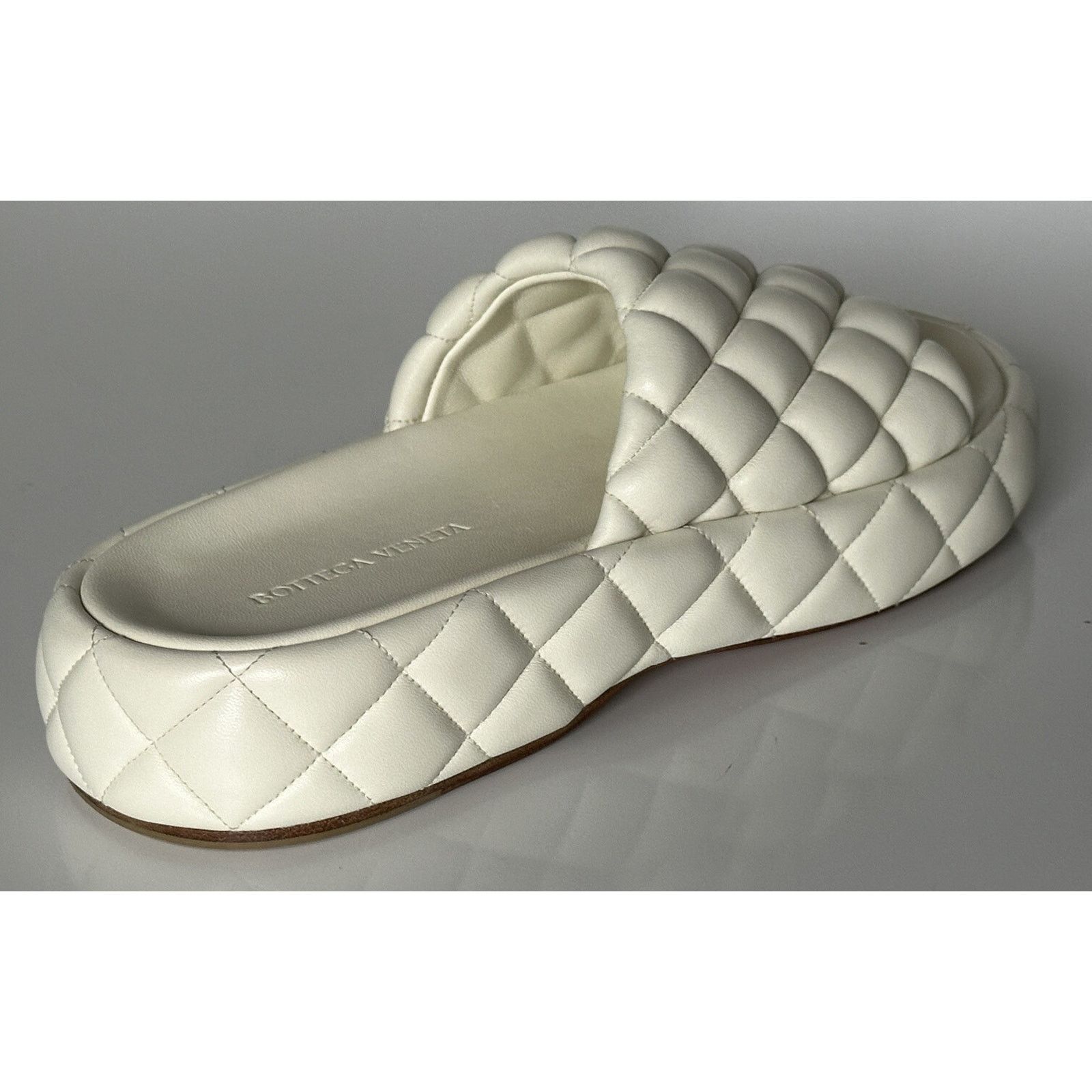 Bottega Veneta Bottega Veneta White Quilted Leather Sandals 10 US 708885 IT Size US 10 / IT 40 - 5 Thumbnail