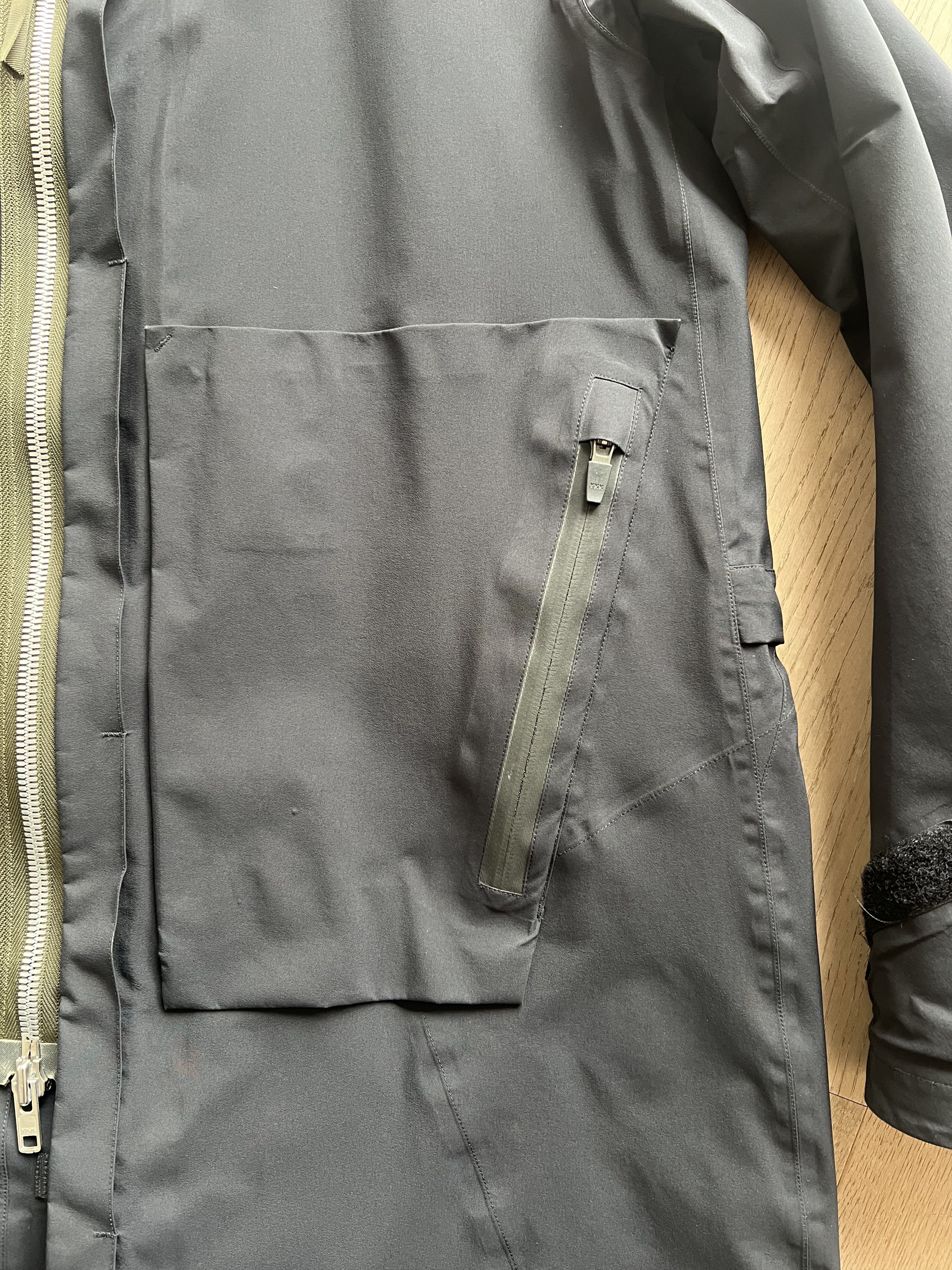 Acronym J61-GT Size US S / EU 44-46 / 1 - 11 Thumbnail