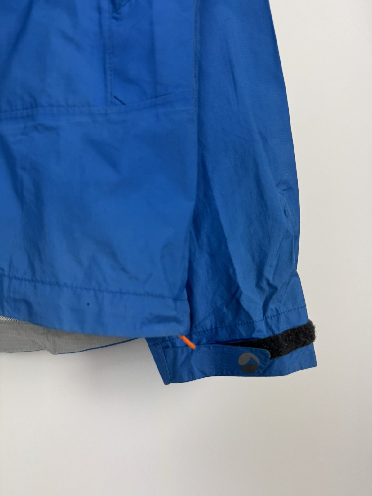 Montane Distressed Montane Pertex Shield Rain Jacket Size US XL / EU 56 / 4 - 7 Thumbnail