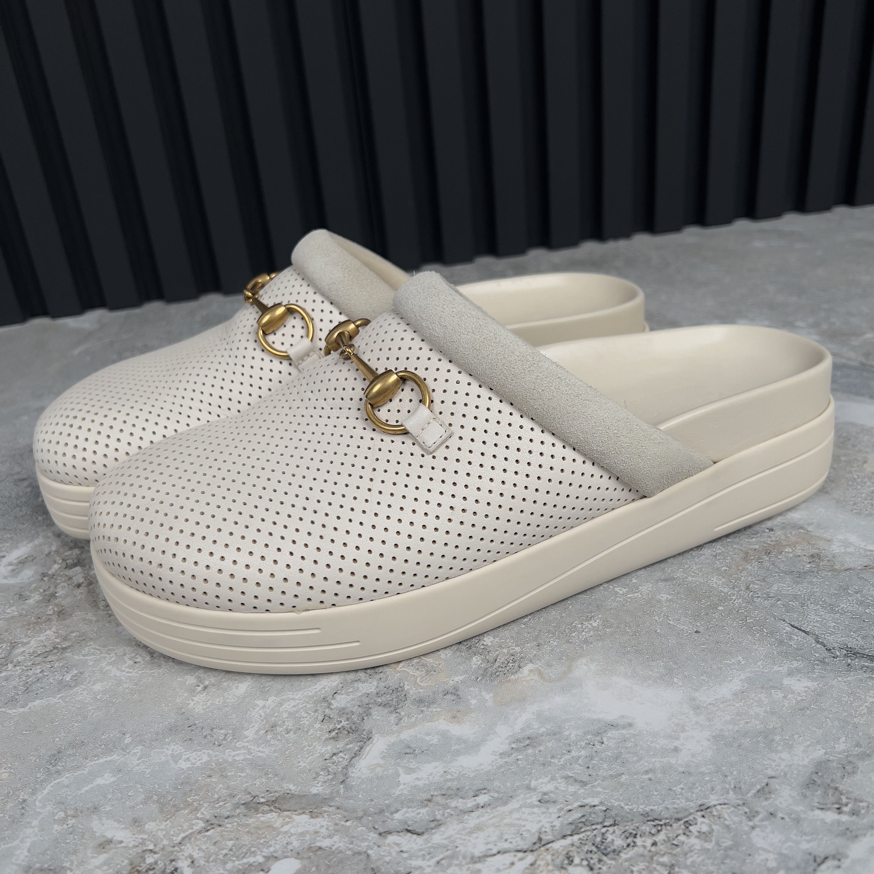 Gucci GUCCI Horsebit Platform Mallorca Mule Perforated Leather Size US 8.5 / EU 41-42 - 5 Thumbnail