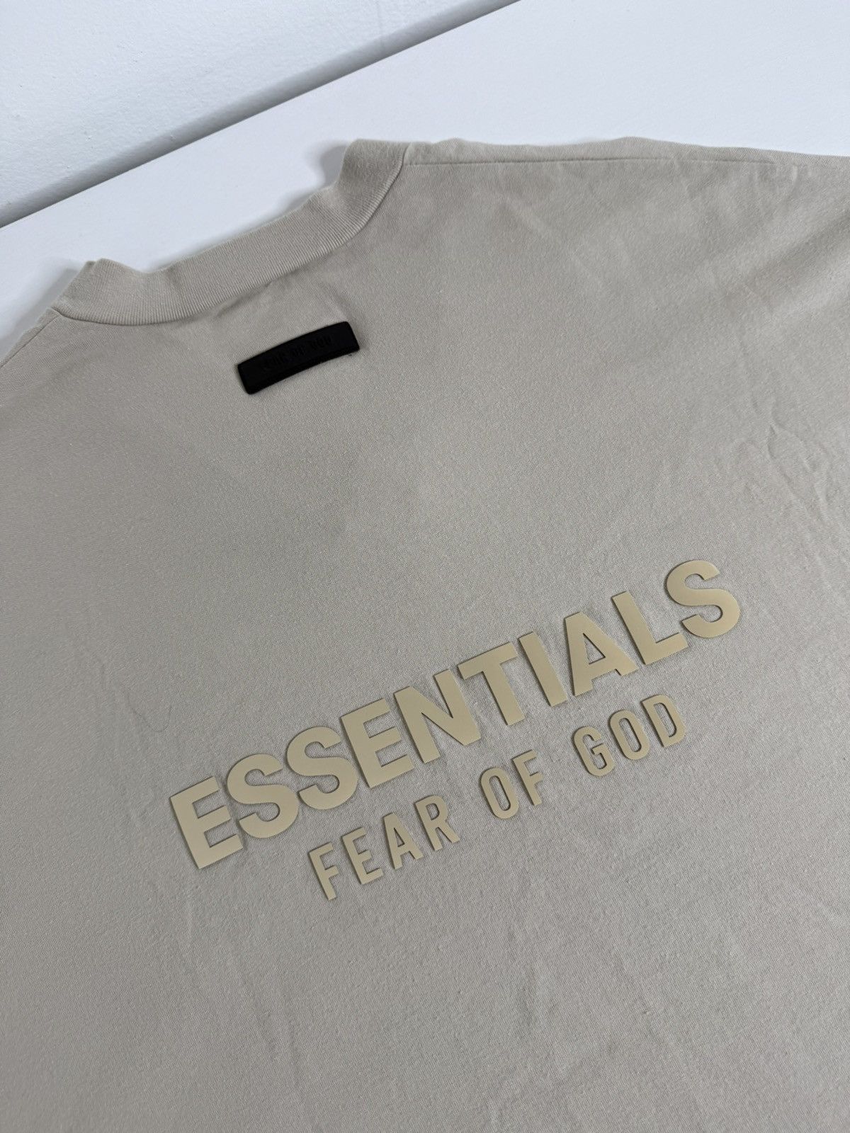 Essentials Essentials Back Logo Tee "Cream" (XL) *PREOWNED* Size US XL / EU 56 / 4 - 5 Thumbnail