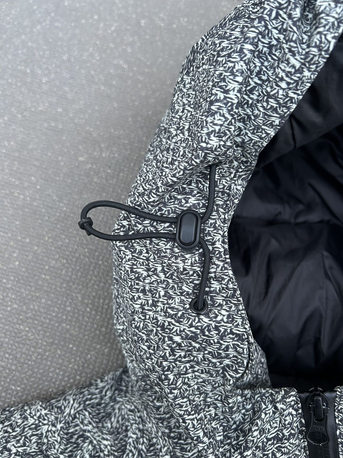 Undercover Undercover puffer Size US M / EU 48-50 / 2 - 5 Thumbnail