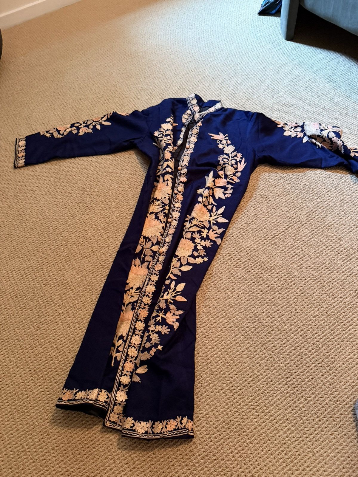 Other Southeast Asian Duster Size M / US 6-8 / IT 42-44 - 1 Thumbnail
