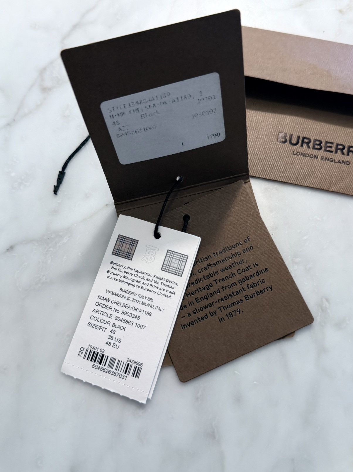 Burberry Burberry Men’s Chelsea trench Coat mid-lenght Black Size 48. Size US M / EU 48-50 / 2 - 6 Thumbnail
