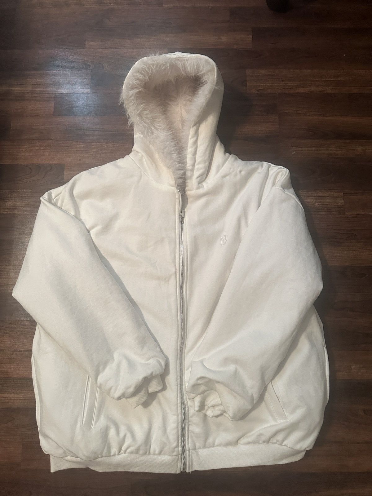Other White fur reversible hoodie Size US L / EU 52-54 / 3 - 2 Thumbnail