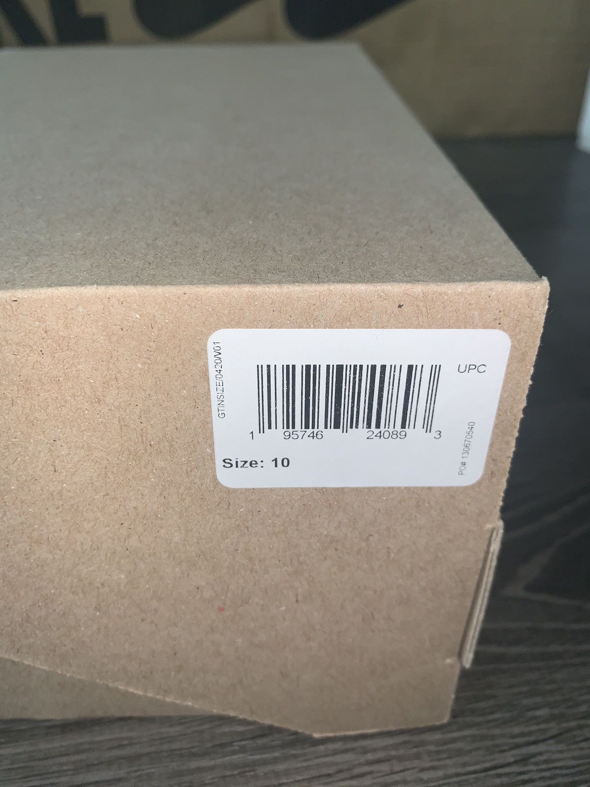 Adidas Yeezy Foamrunner Stone Salt Size 10M Size US 10 / EU 43 - 10 Thumbnail