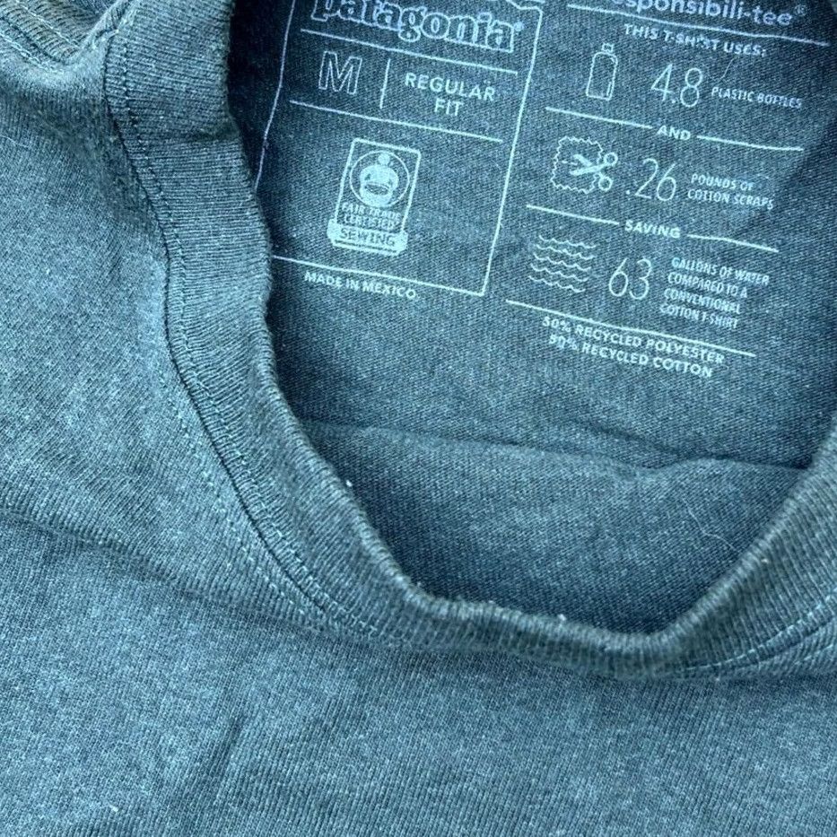 Patagonia VINTAGE Patagonia P-6 Back Logo Responsibili-Tee Long Sleeve Shirt M Green Mens Size US M / EU 48-50 / 2 - 5 Thumbnail