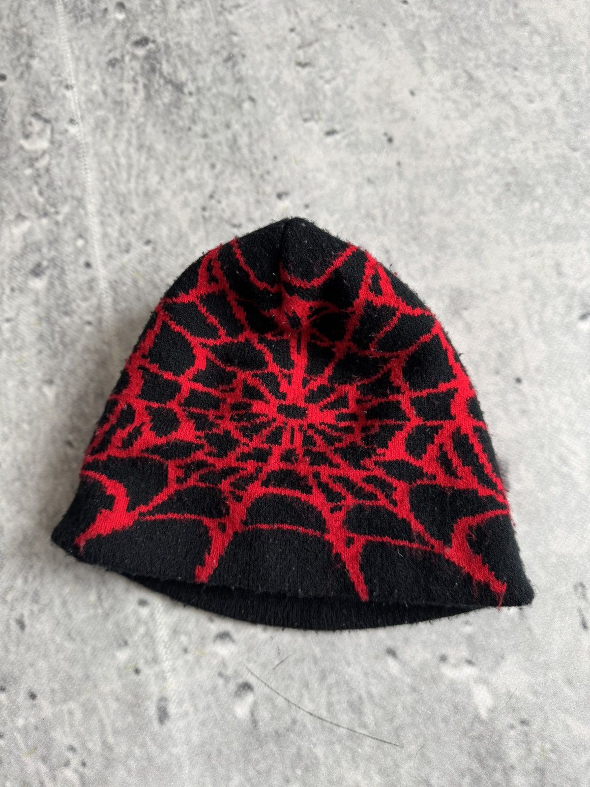 Supreme × Vintage Spider Web Y2K Vintage Beanie Hat Spider-Man style Size ONE SIZE - 4 Thumbnail