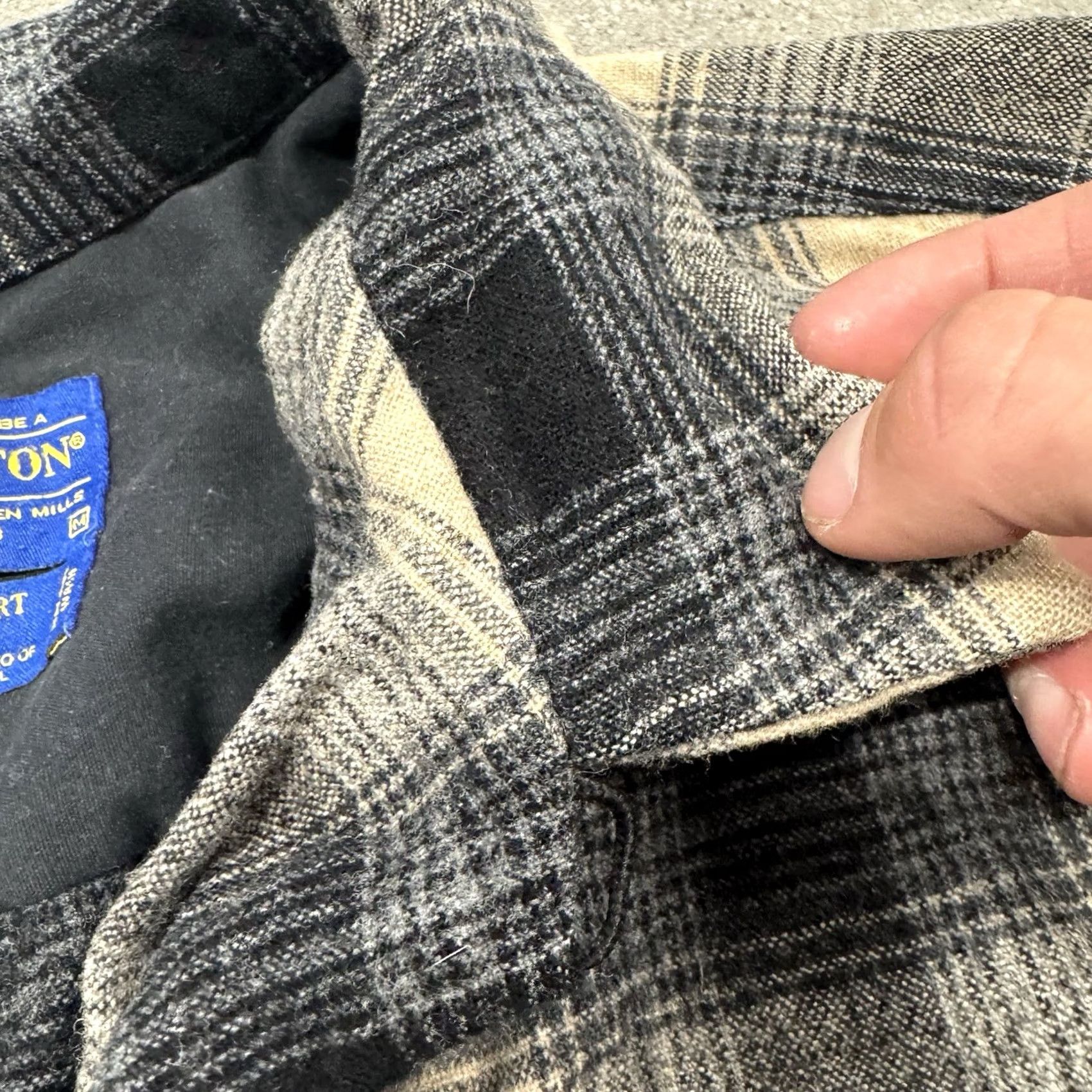 Pendleton Pendleton Board Shirt Men M Grey Loop Collar Pocket Vintage 1959 Vintage Plaid Wool Flannel Button-Up Size US M / EU 48-50 / 2 - 5 Thumbnail