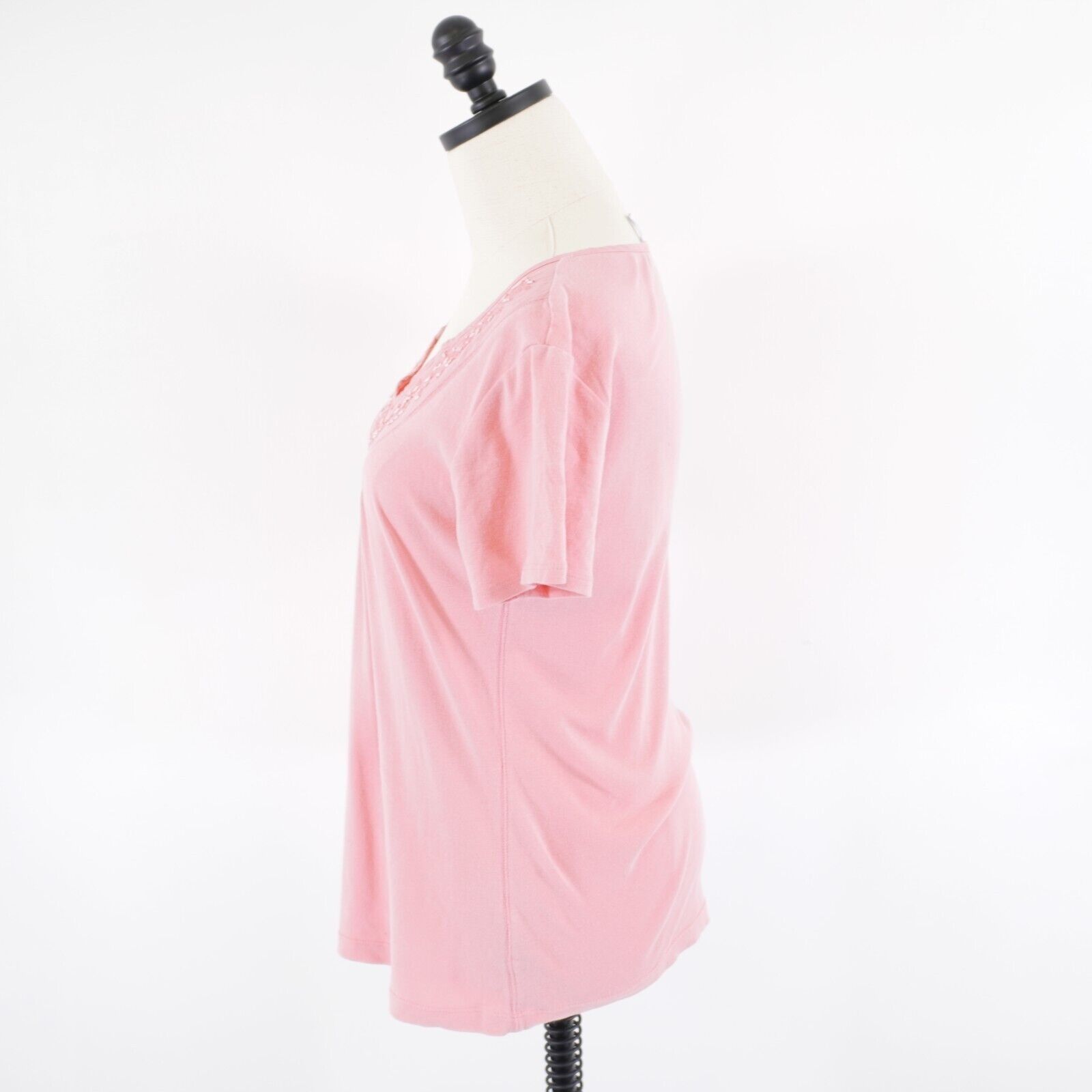 Nicole Miller Nicole Miller Nicki Medium Pink Rhinestone Embroidered V-Nec Size M / US 6-8 / IT 42-44 - 3 Thumbnail