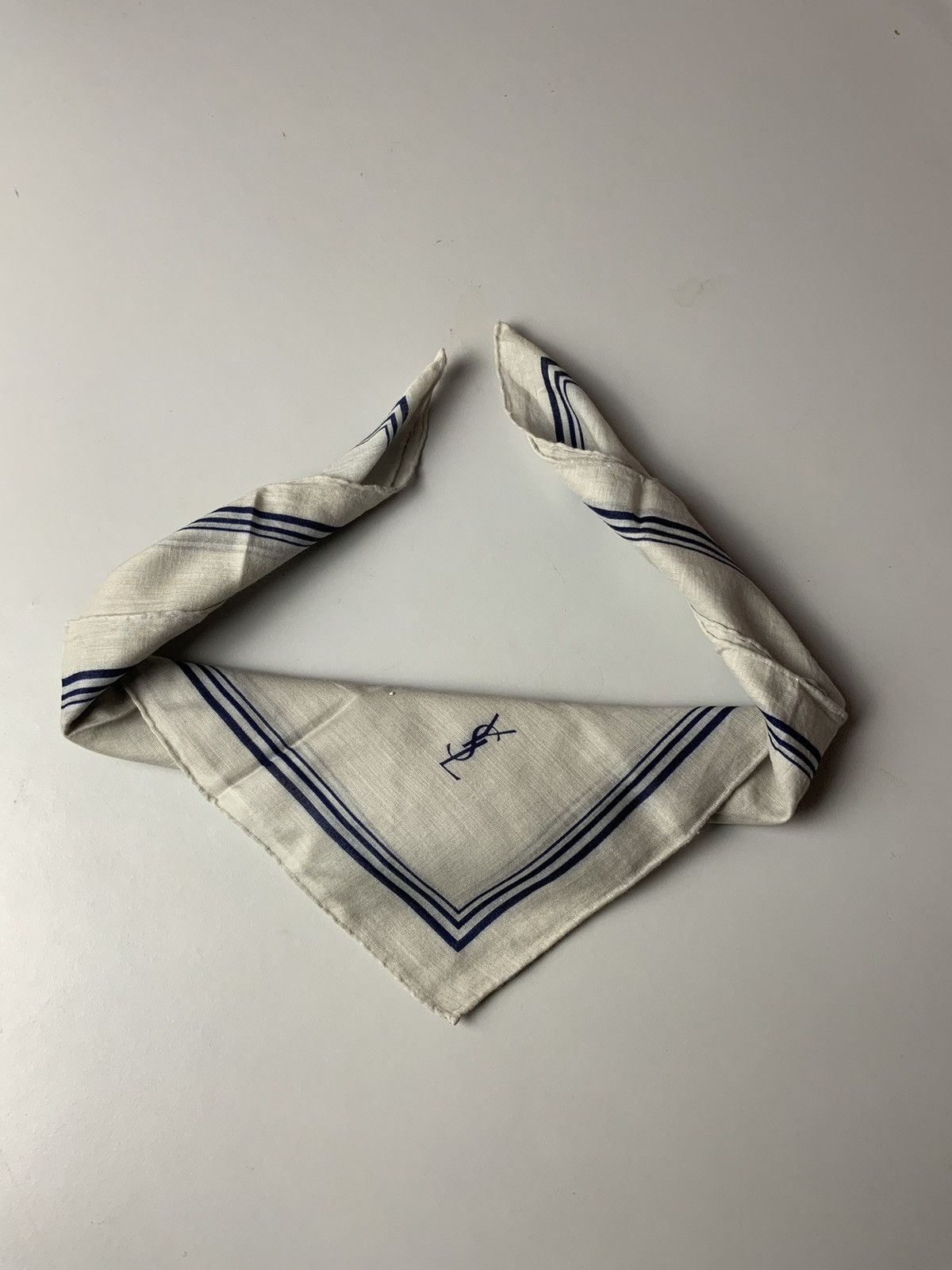 Vintage Vintage YSL Yves Saint Laurent Plain Small Logo Handkerchief Size ONE SIZE - 3 Thumbnail