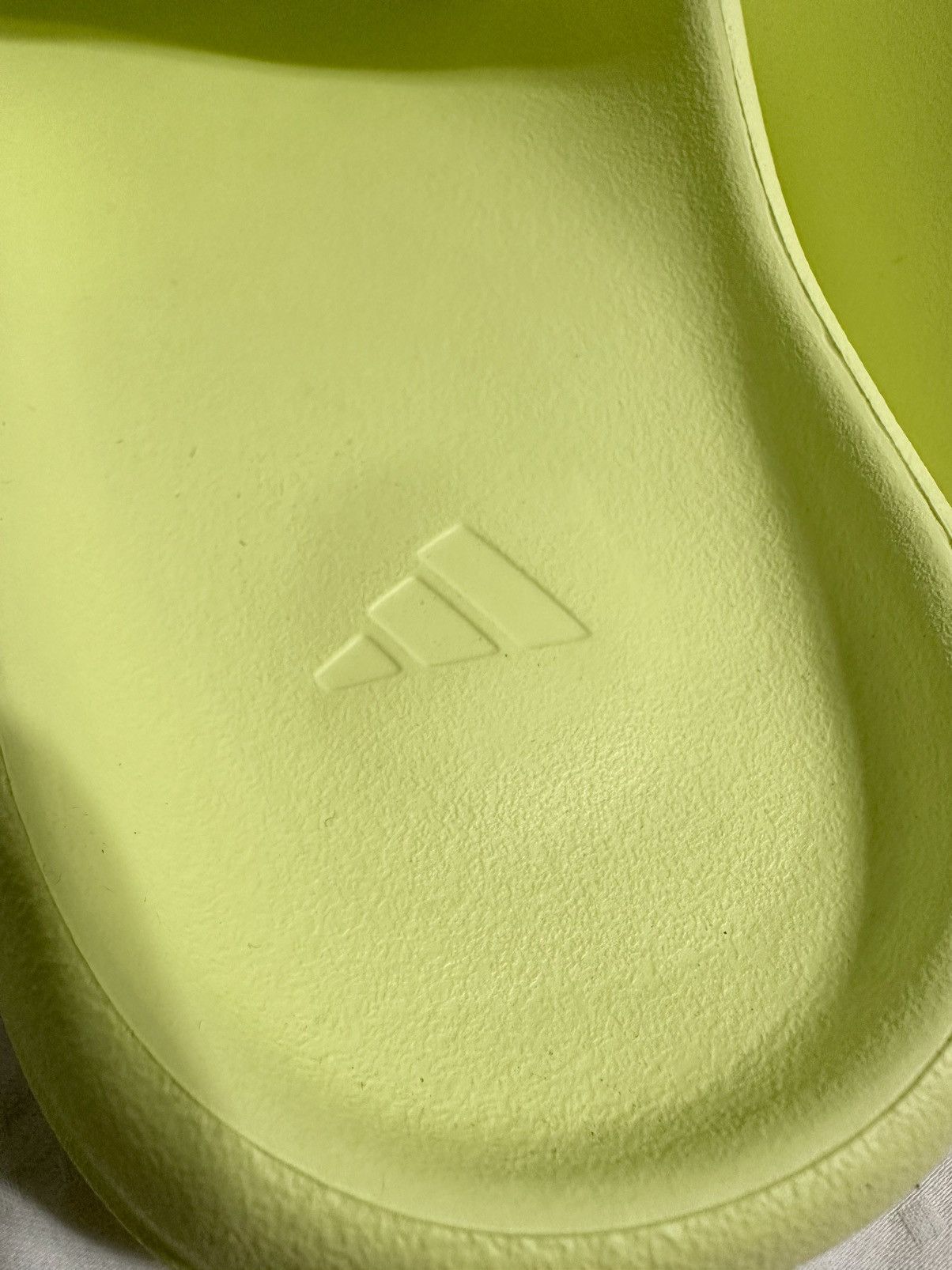 Adidas Yeezy Slides Glow Green size 9 Size US 9 / EU 42 - 9 Thumbnail