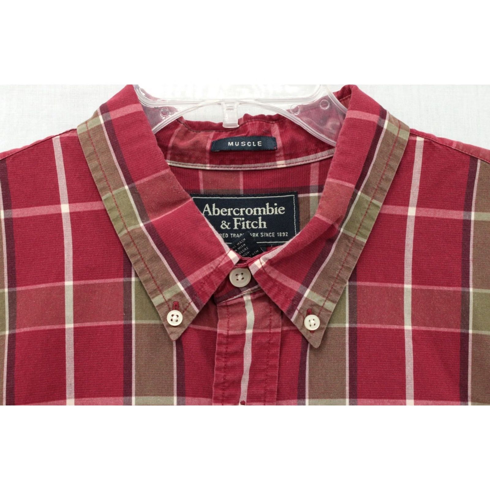 Abercrombie & Fitch Abercrombie & Fitch Shirt Mens XL Red Plaid Button-Up Muscle Preppy Lightweight Size US XL / EU 56 / 4 - 3 Thumbnail