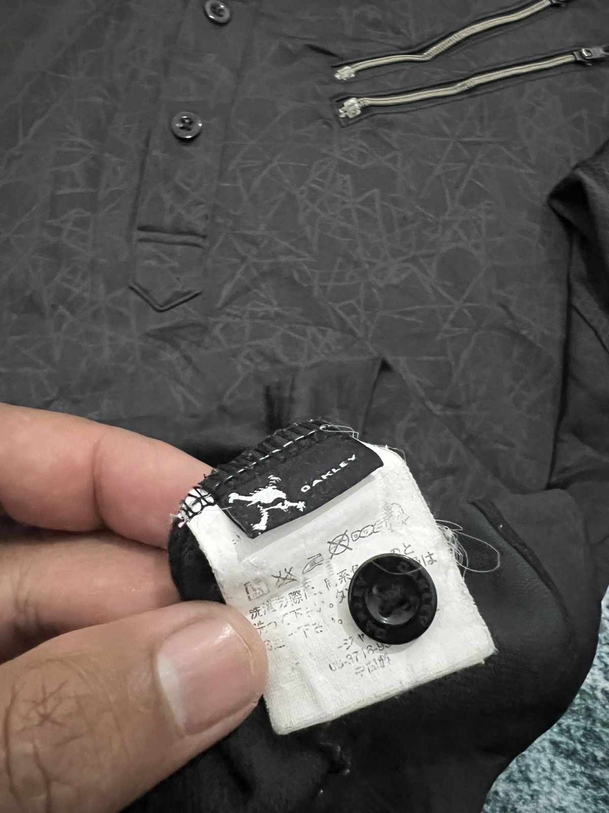 Oakley vintage Oakley L/s button up Size US XL / EU 56 / 4 - 4 Thumbnail
