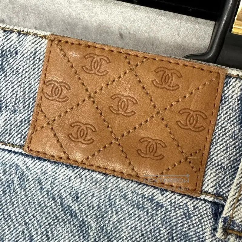 Chanel Chanel Light Blue Cotton Women's Shorts . Size 23" - 3 Thumbnail