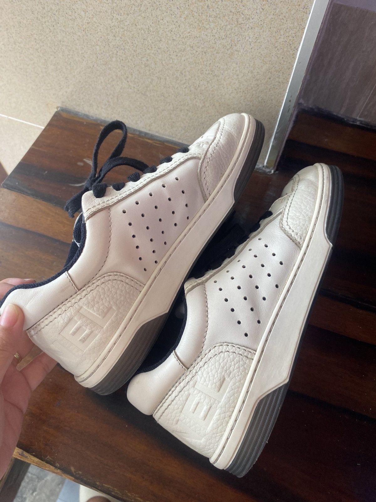 Chanel Chanel Leather Sneakers Size US 7 / IT 37 - 3 Thumbnail