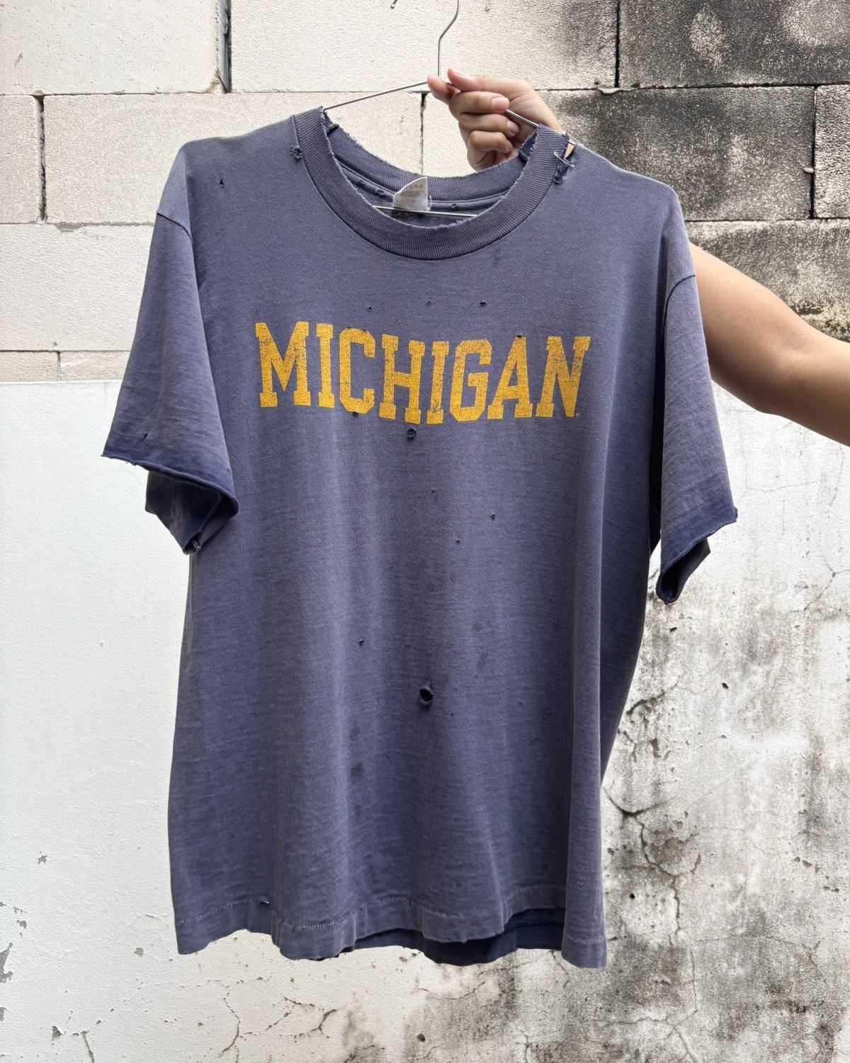 Vintage Thrashed MICHIGAN Sun Faded Tee Shirt Distressed ERD Size US XL / EU 56 / 4 - 1 Thumbnail