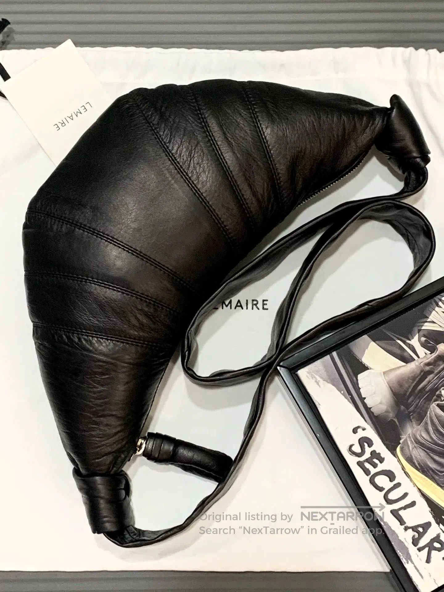 Lemaire Lemaire Black Sheepskin Small Horn Shoulder Bag. Size ONE SIZE - 3 Thumbnail
