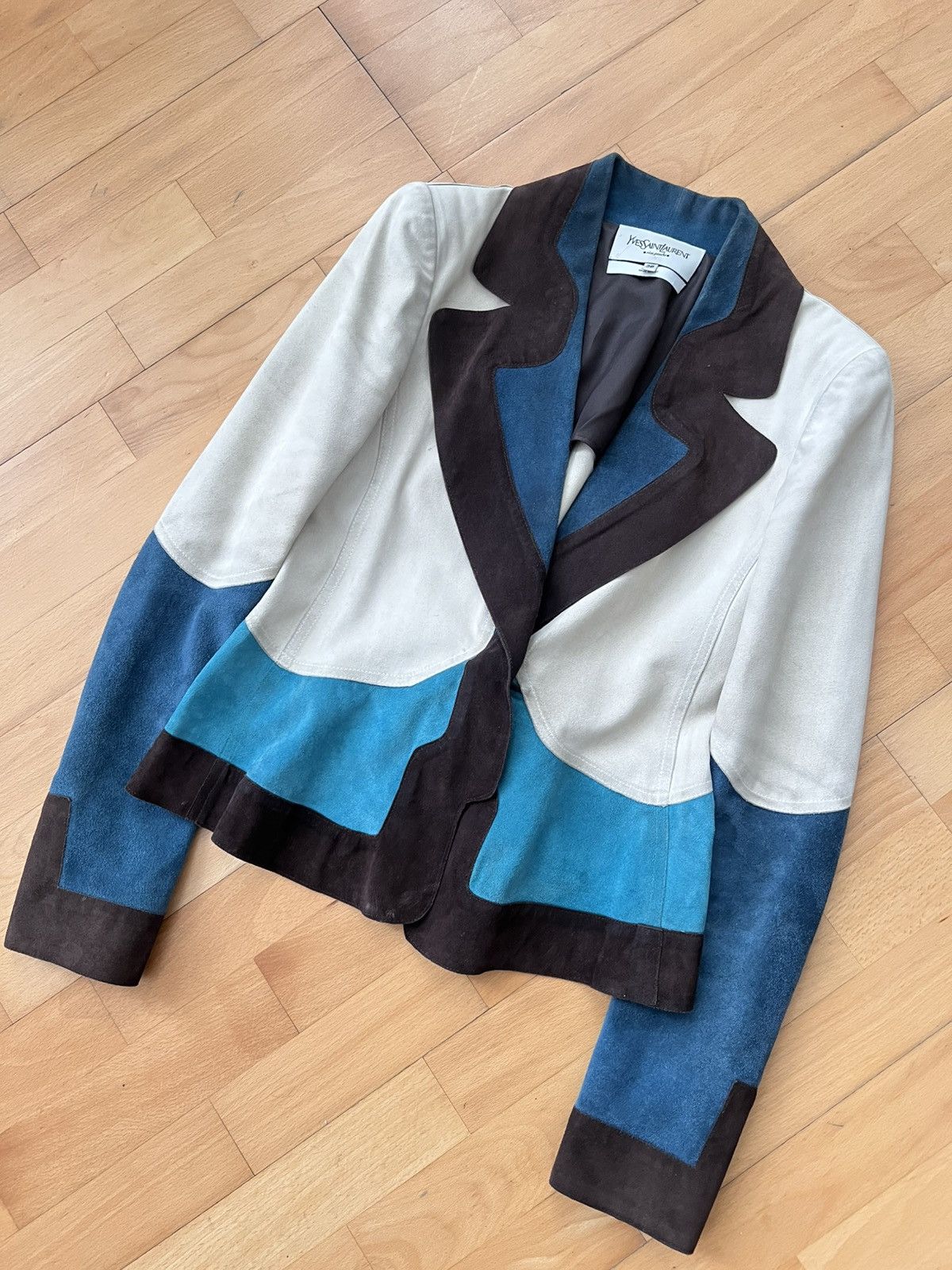 Yves Saint Laurent Yves Saint Laurent by Tom Ford suede jacket Size M / US 6-8 / IT 42-44 - 2 Thumbnail