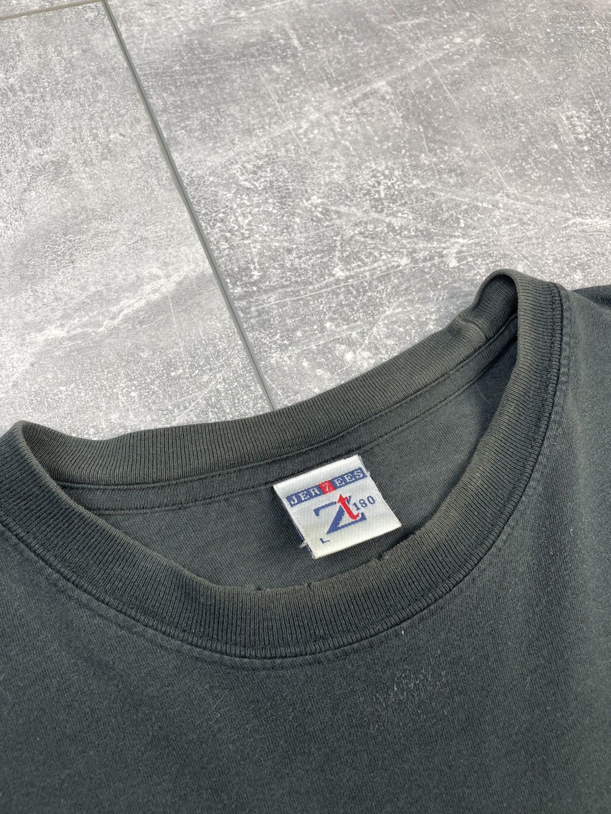 Vintage Vintage Movie Promo T-Shirt 2005 Tom Cruise Collateral Size US L / EU 52-54 / 3 - 4 Thumbnail