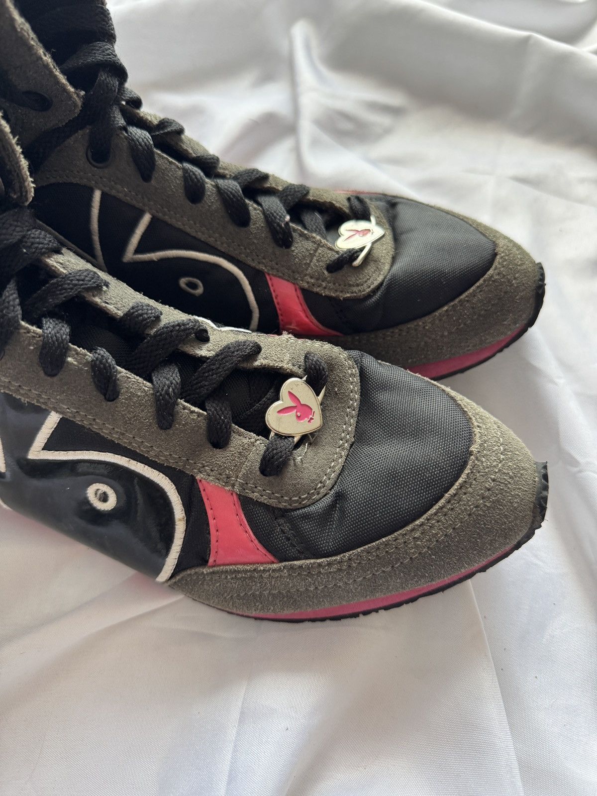 Hysteric Glamour Playboy Vintage Y2K Glamour Hi Top Sneakers Size US 9 / EU 42 - 6 Thumbnail