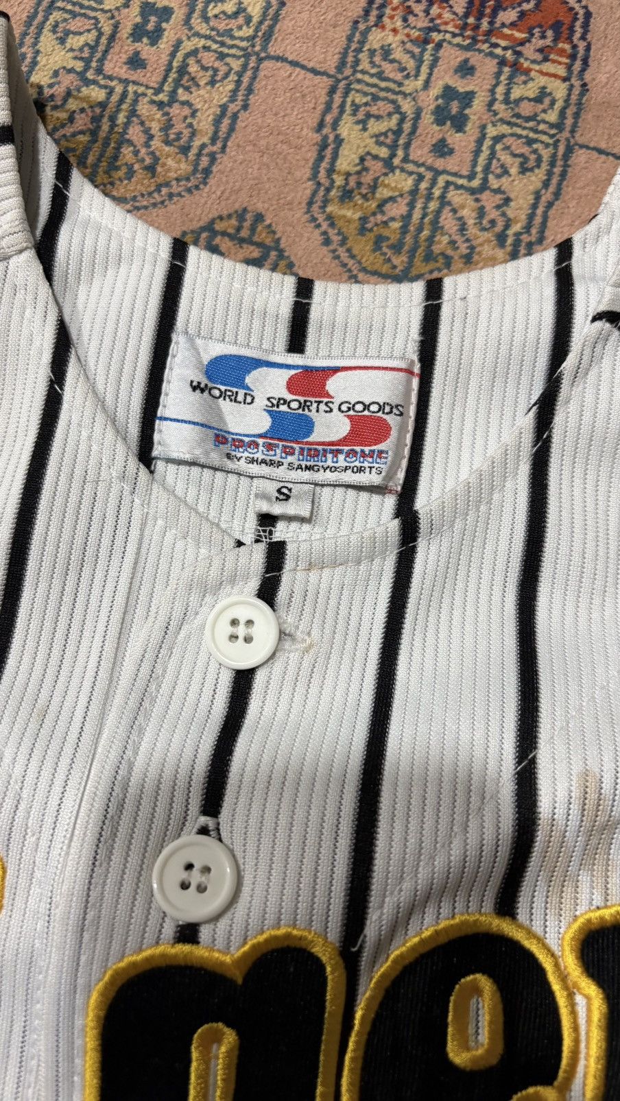 Japanese Brand Hanshin Tigers Japanese Baseball Jersey #25 Takahiro arai Size US S / EU 44-46 / 1 - 5 Thumbnail