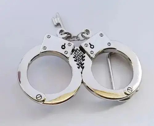 High Sport × Hypebeast × Japanese Brand Belts Handcuff Belt Buckle ( no belt ) Size ONE SIZE - 4 Thumbnail