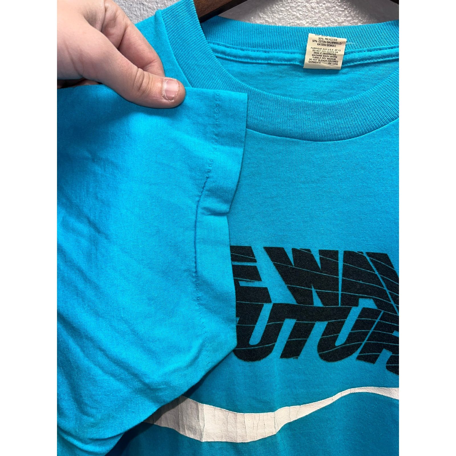 Vintage Vintage The Wave Of The Future Shirt Graphic Tee VTG 90s L Size US L / EU 52-54 / 3 - 6 Thumbnail
