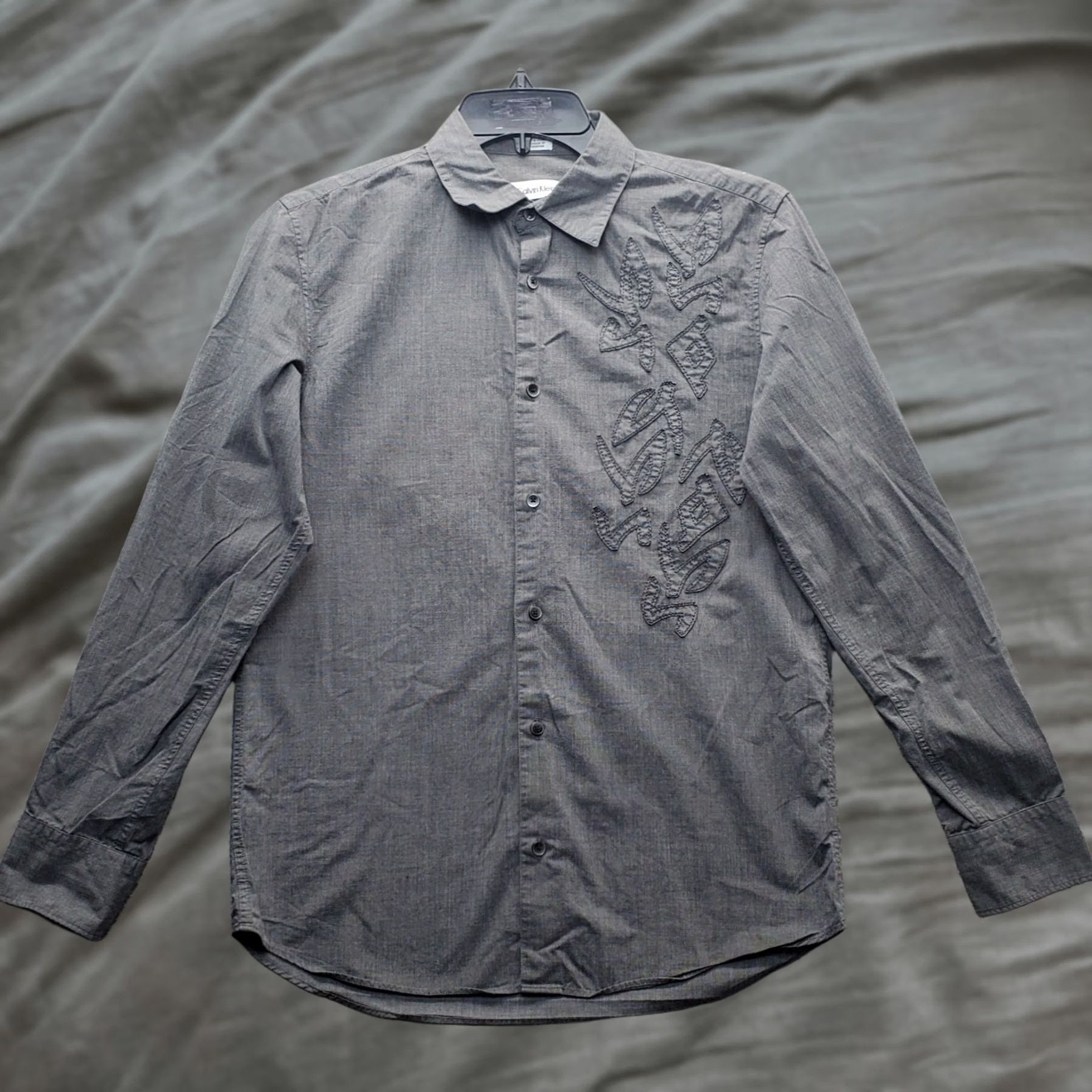 Calvin Klein Calvin Klein Shirt Mens Small Gray Modern Fit Embroidered Long Sleeve Button-Up Size US S / EU 44-46 / 1 - 1 Thumbnail