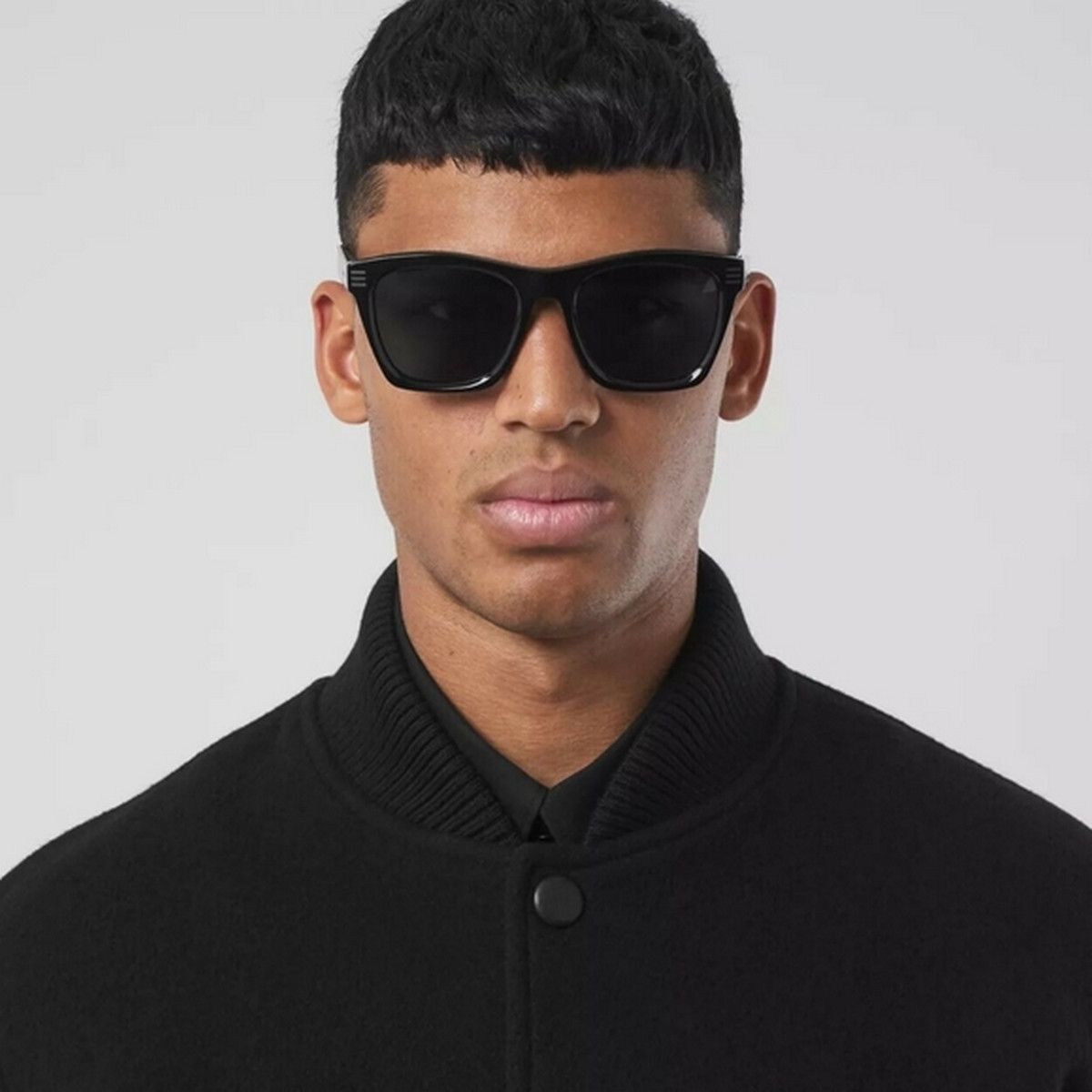 Burberry BURBERRY black square acetate sunglasses B4348 authentic Size ONE SIZE - 1 Thumbnail