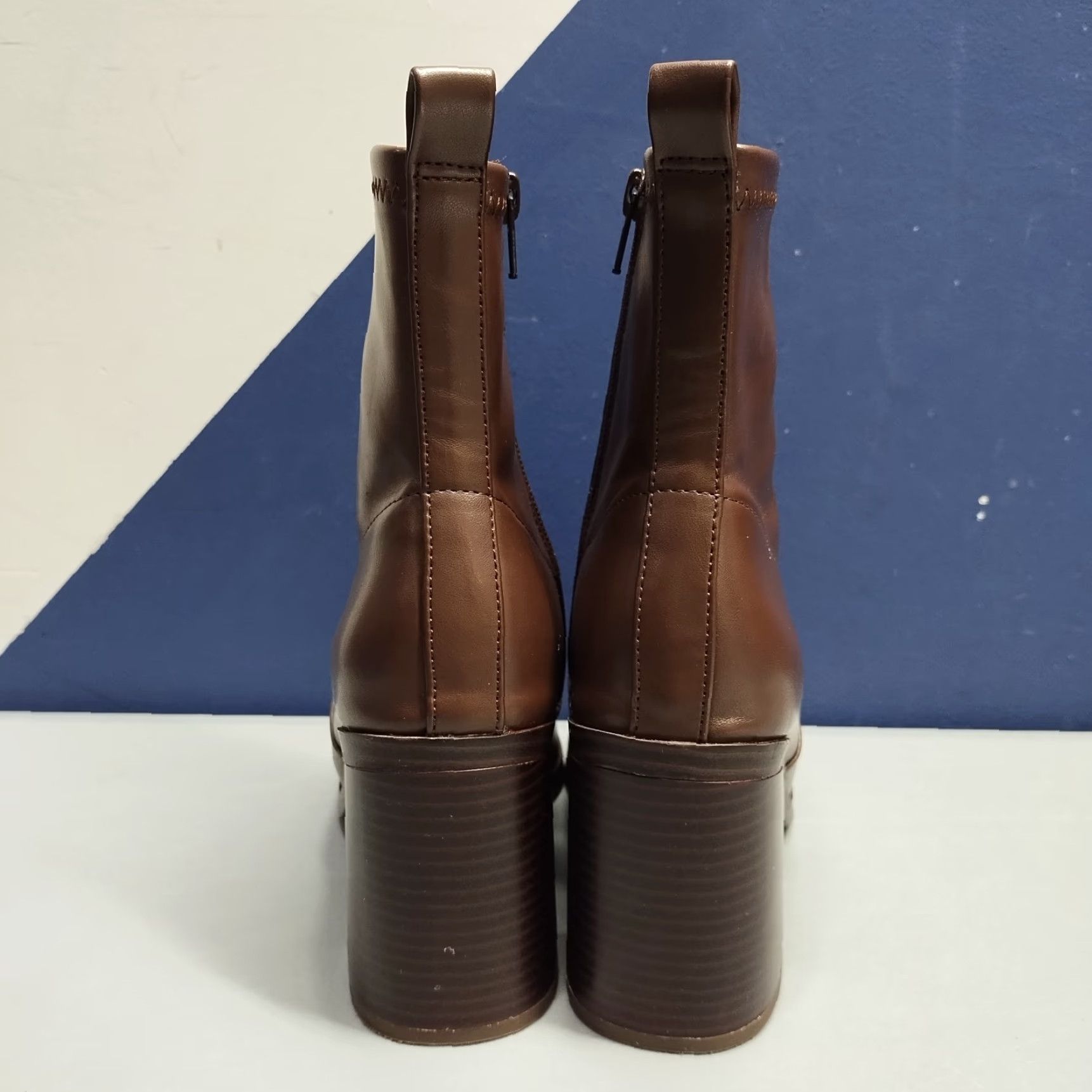 Vintage LC Lauren Conrad Zamino Boots Womens US Size 6M Brown Square Toe Side Zip Boots & 6M Womens LC Zamino Bootie Shoe Size US 6 / IT 36 - 5 Thumbnail