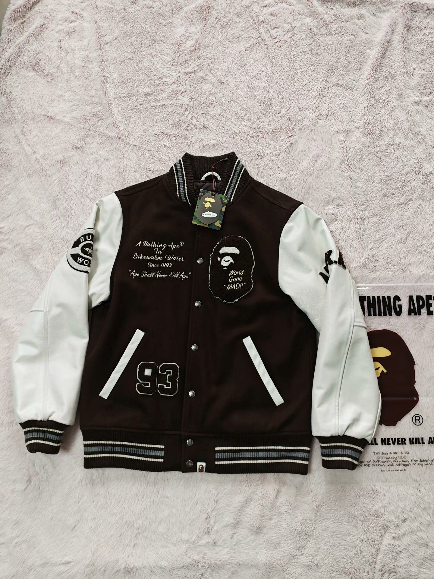 Bape Bape Light Jacket M Men Size US M / EU 48-50 / 2 - 1 Thumbnail