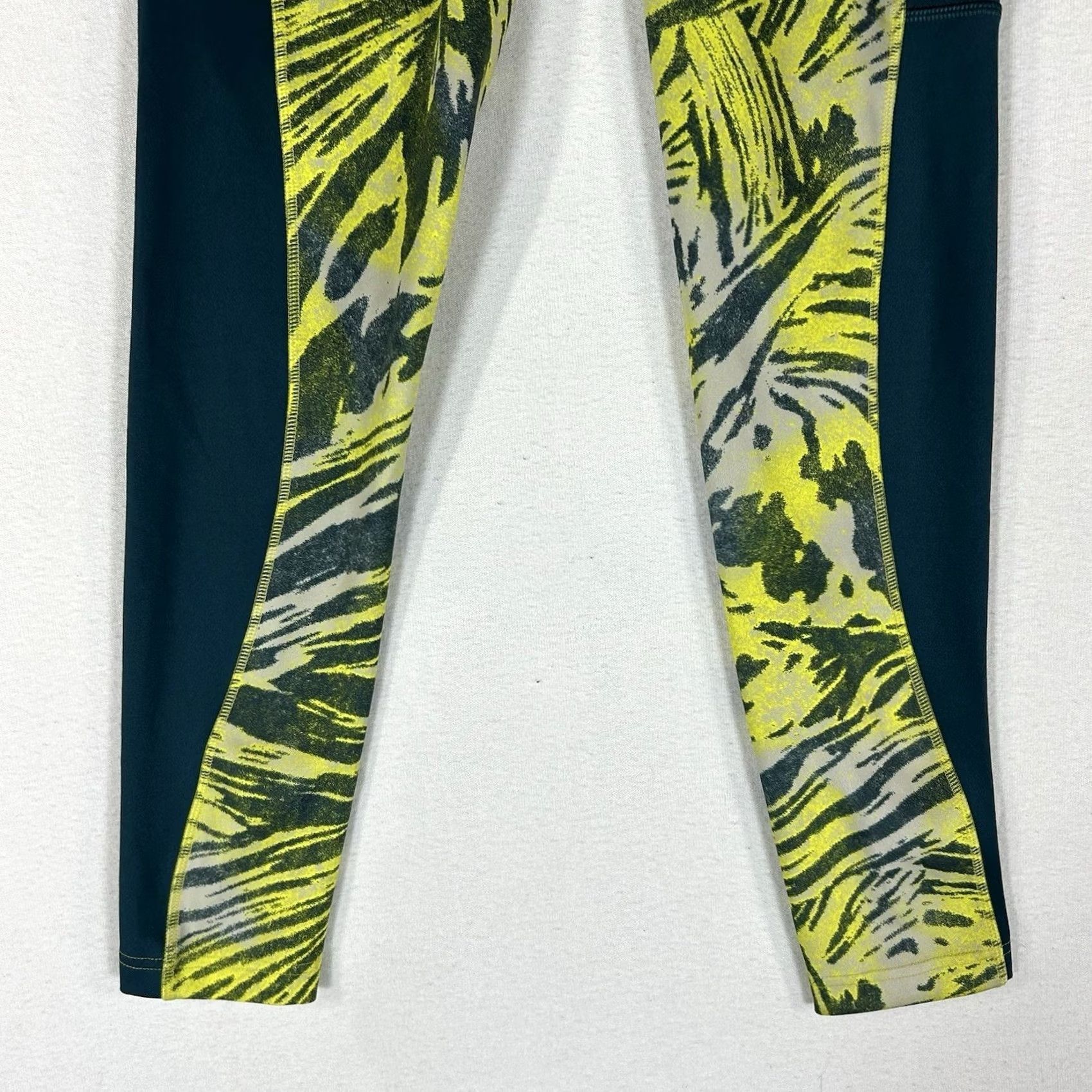 Adidas Adidas Leggings Womens S Green Camouflage Primegreen Aeroready NWT Athletic Yoga Running Size 28" / US 6 / IT 42 - 3 Thumbnail