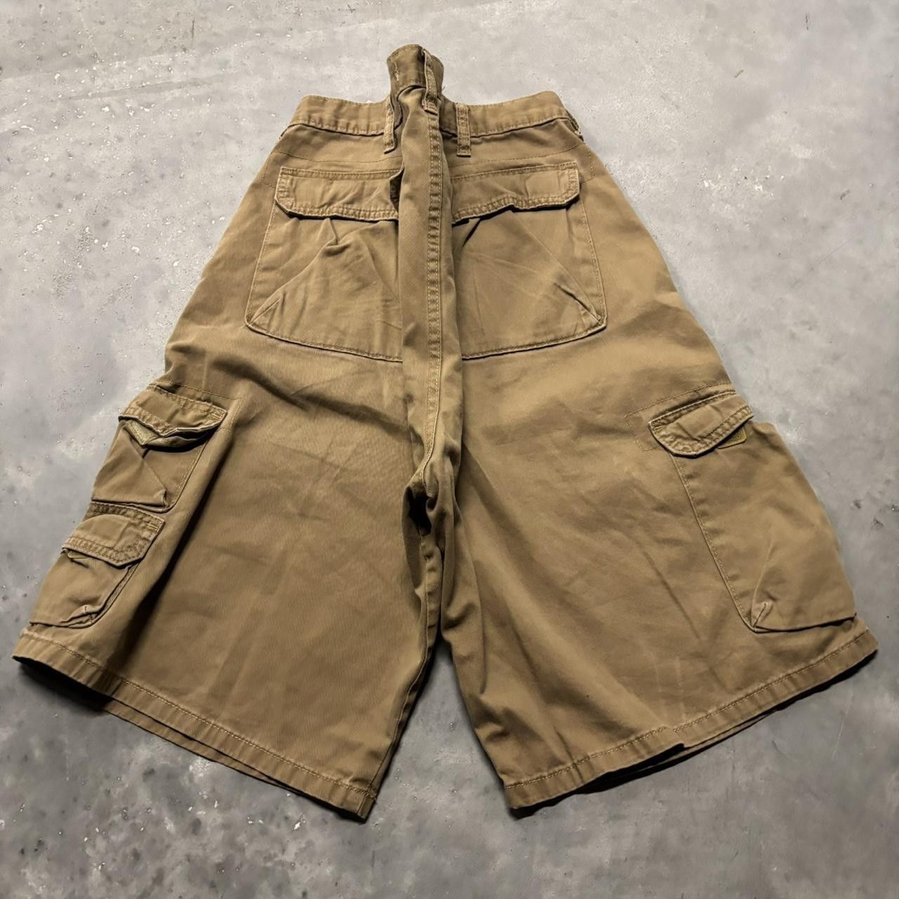 Japanese Brand × Vintage Crazy Vintage Y2K/2000s Baggy Khaki Brown Streetwear Skater Style Cargo Shorts! Size US 34 / EU 50 - 5 Thumbnail