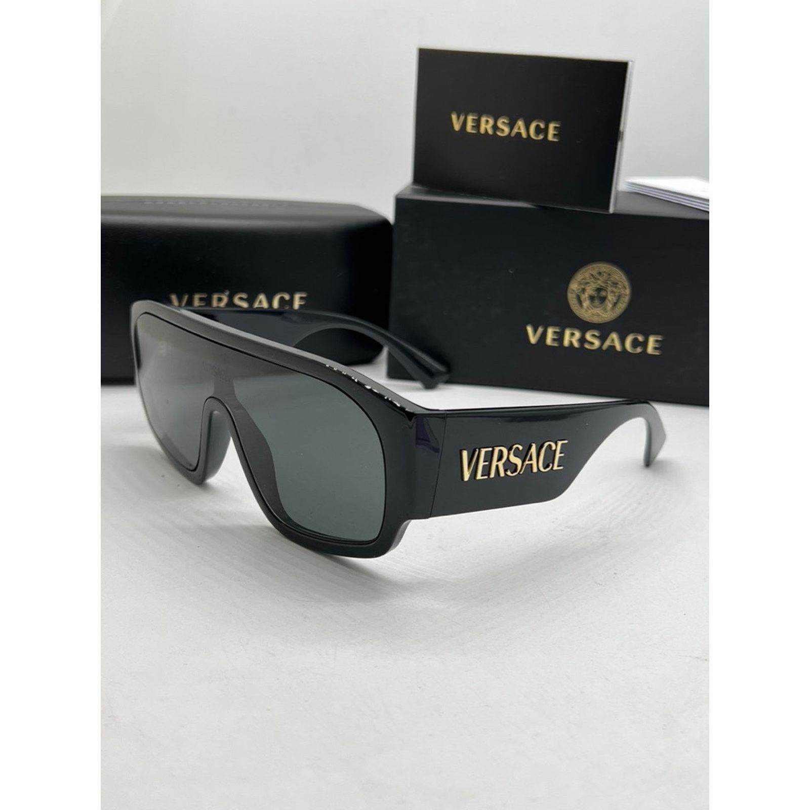 Versace NEW Versace VE4439 Mask Sunglasses in Black $414 Size ONE SIZE - 8 Thumbnail