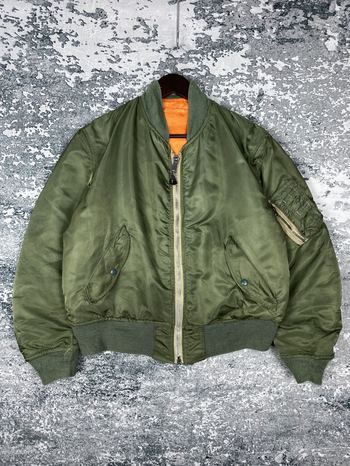 Alpha Industries Vintage Alpha Industries MA-1 Bombers Jacket Size US M / EU 48-50 / 2 - 1 Thumbnail